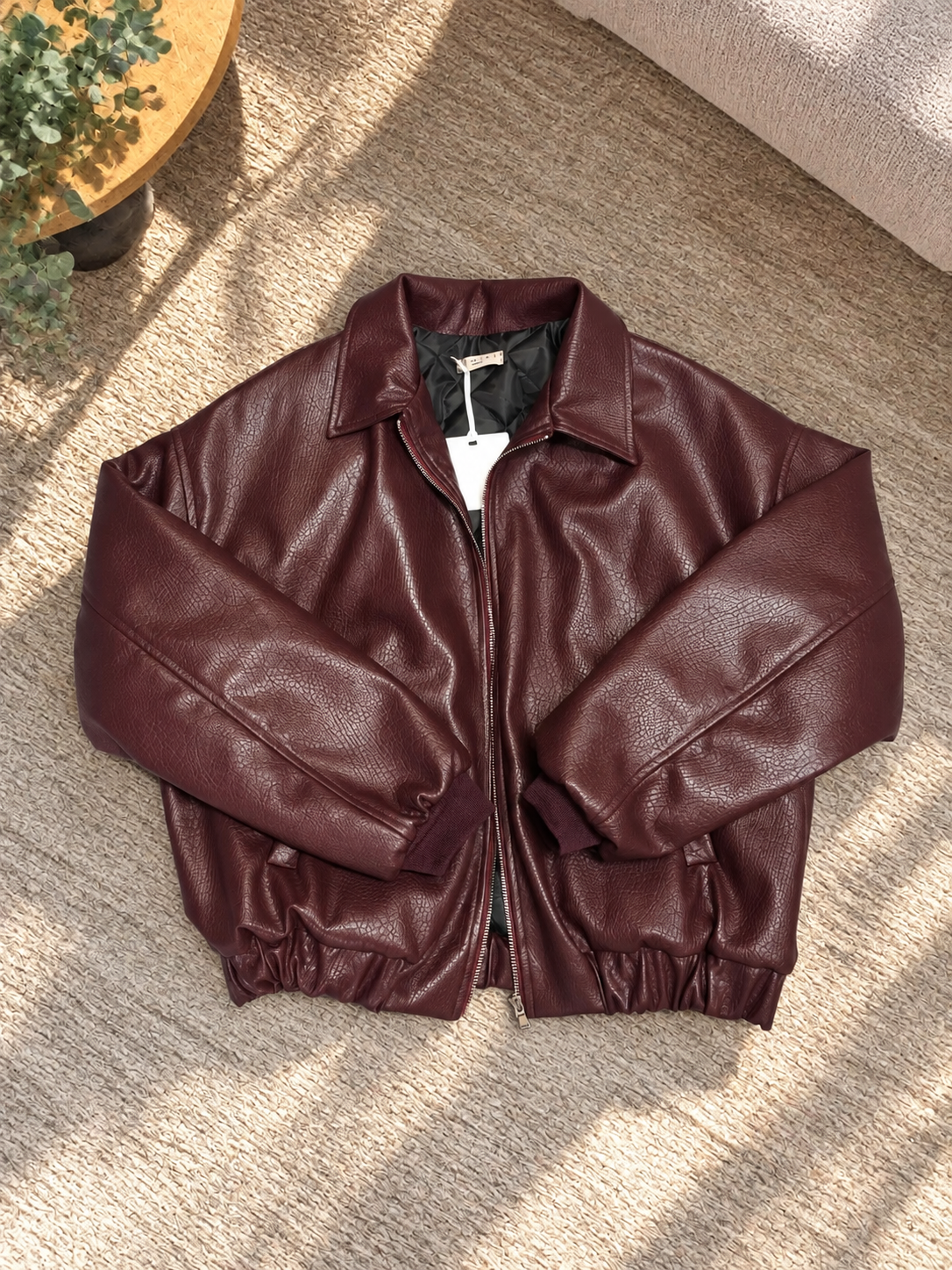 Warme Jacke in Lederoptik in Burgundy (38-42)