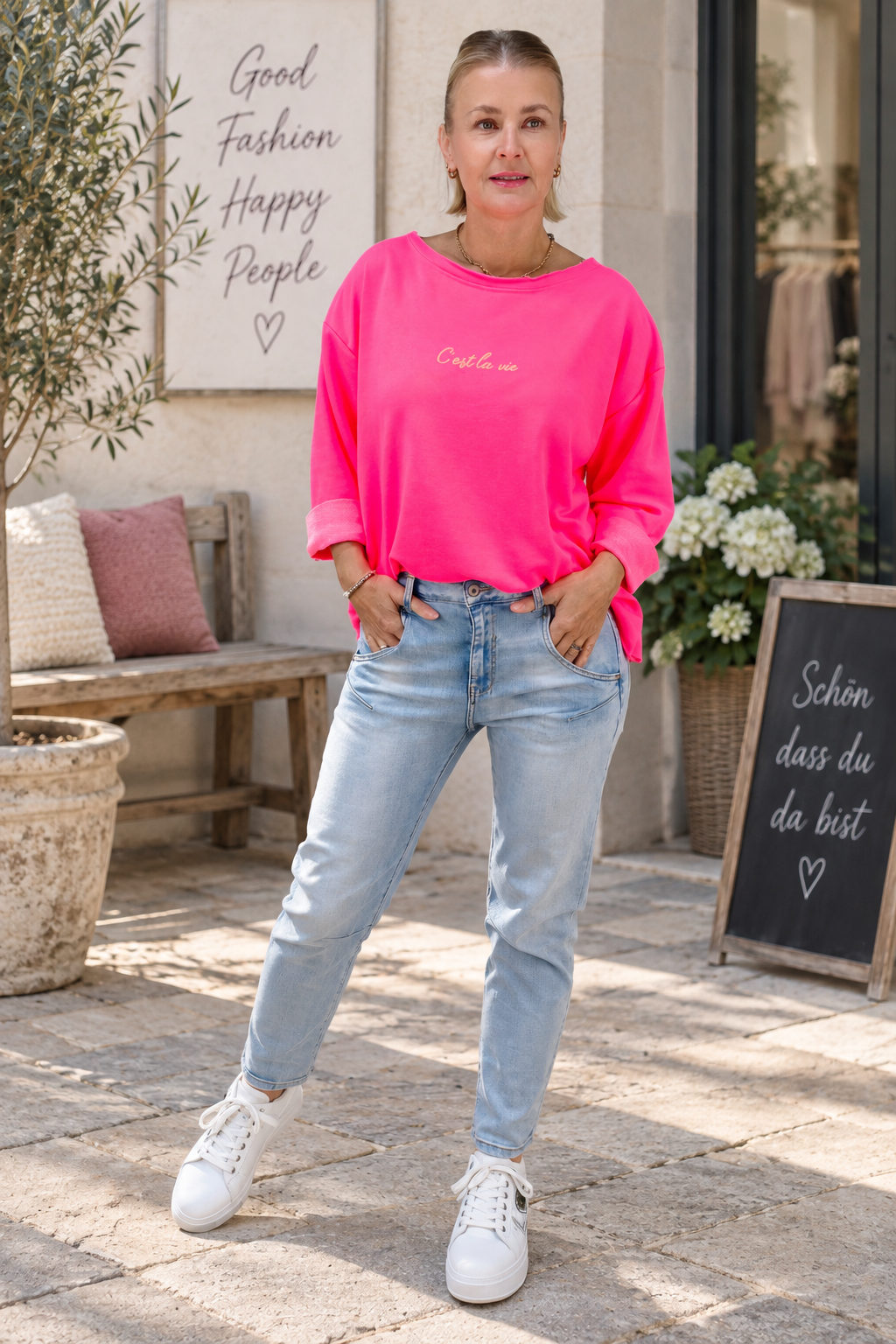 Sweatshirt "C'est la vie" aus Baumwolle Neon Pink (40-44)