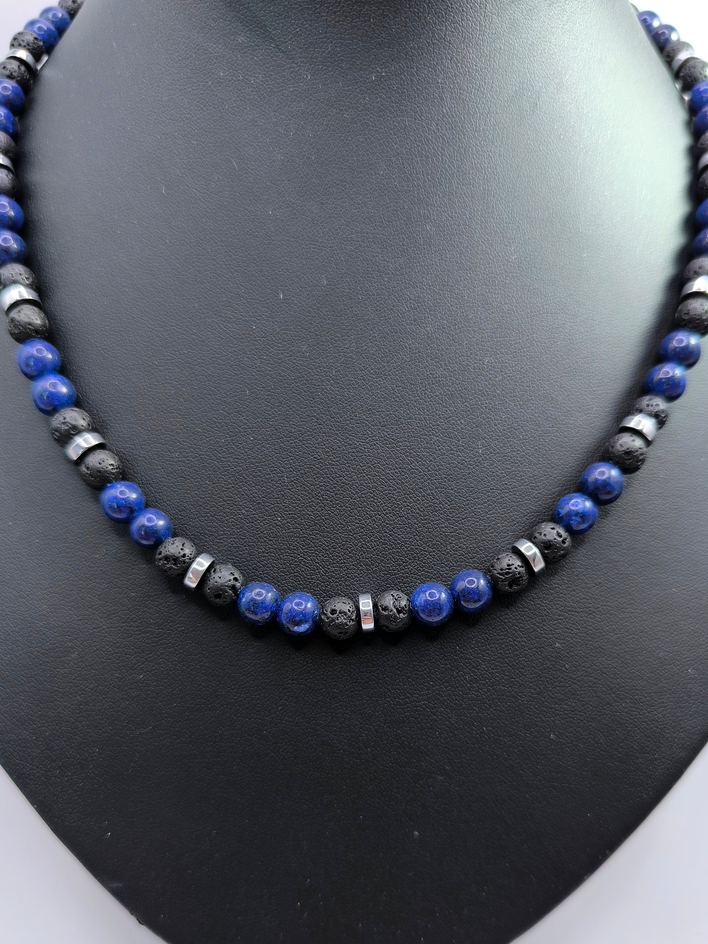 Lapislazuli und Lava Kette mit Hämatit
