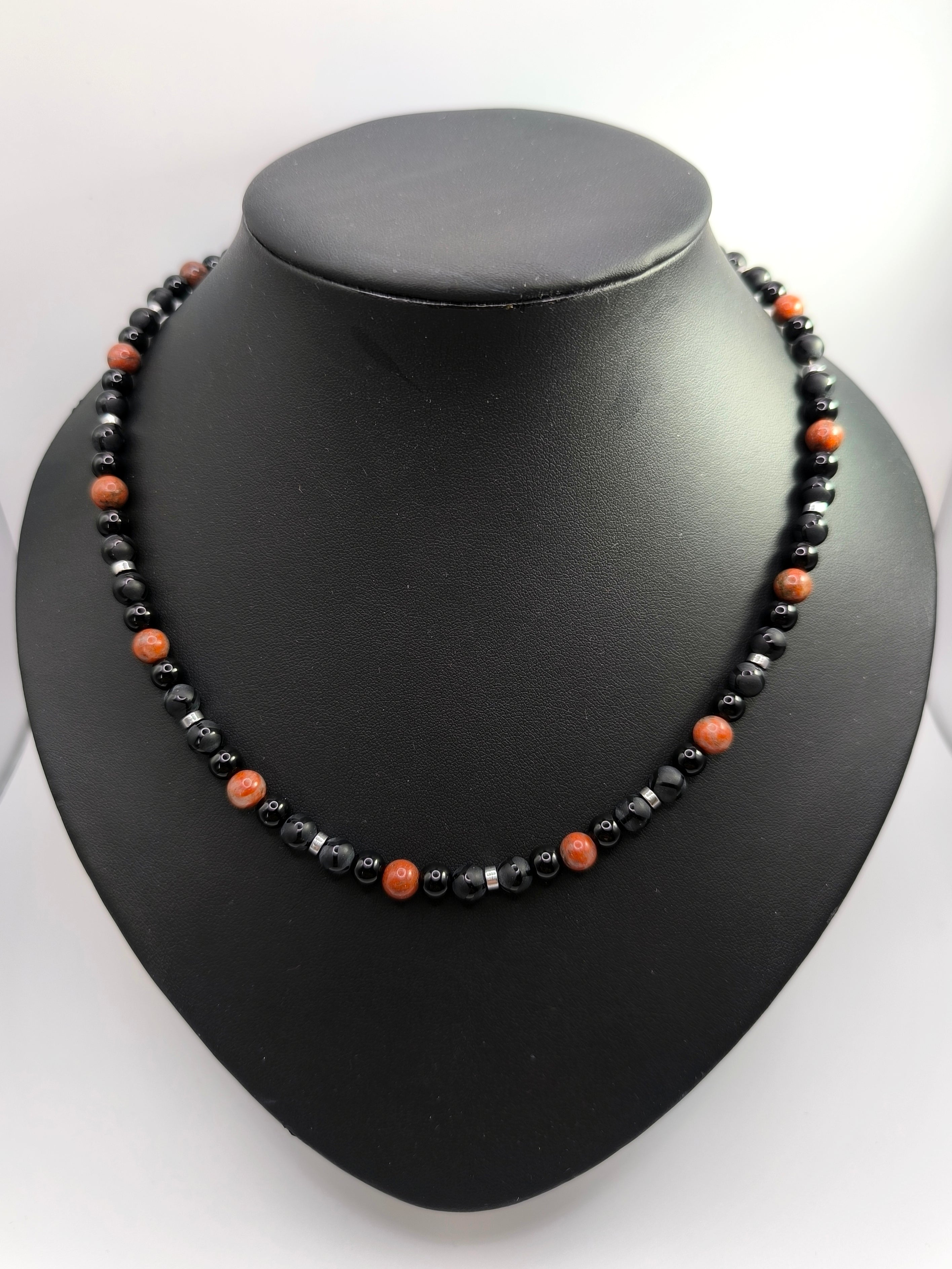 Halskette mit schwarzem Achat, Jaspis & Hämatit