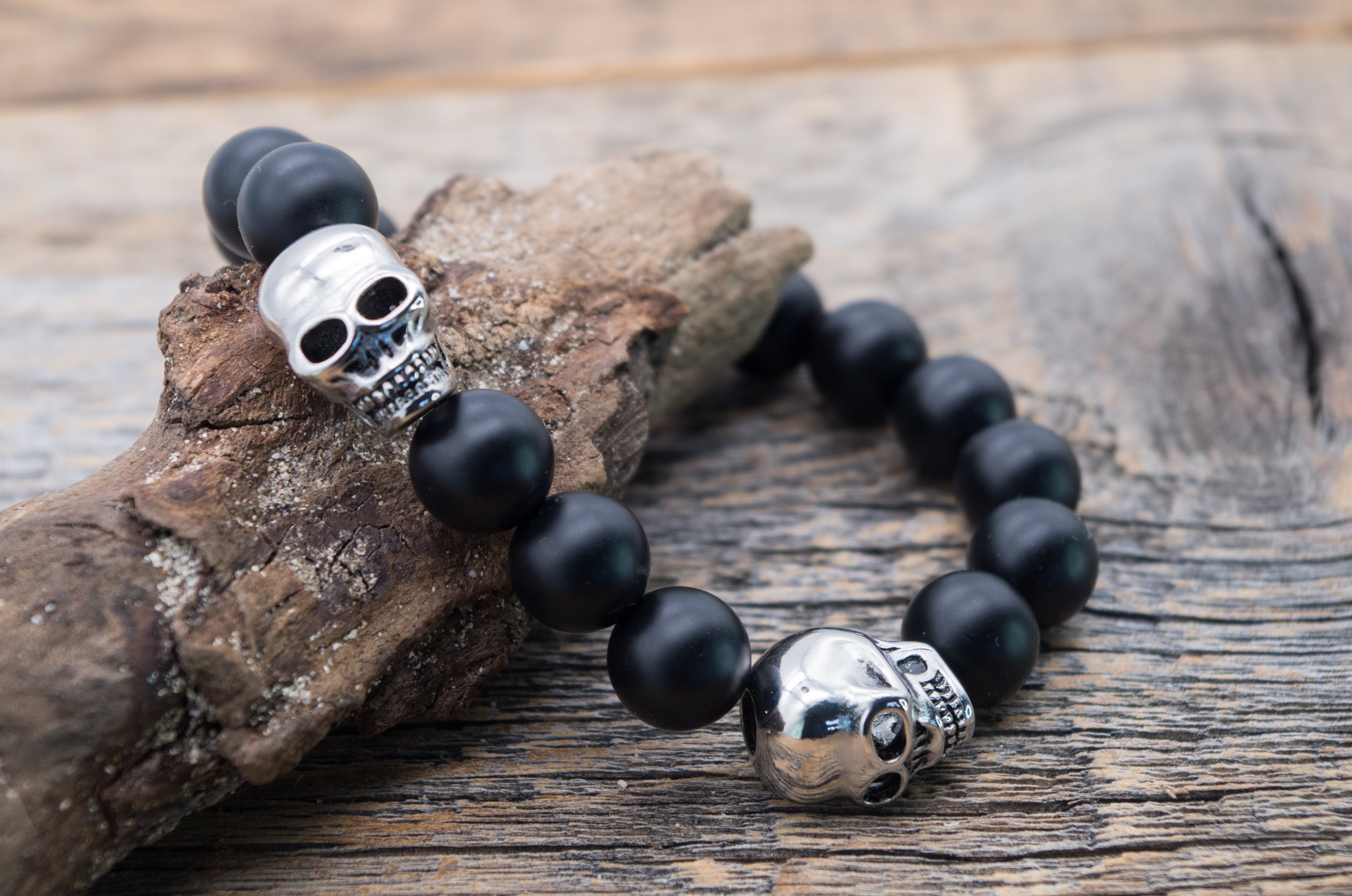 Armband schwarz Skull