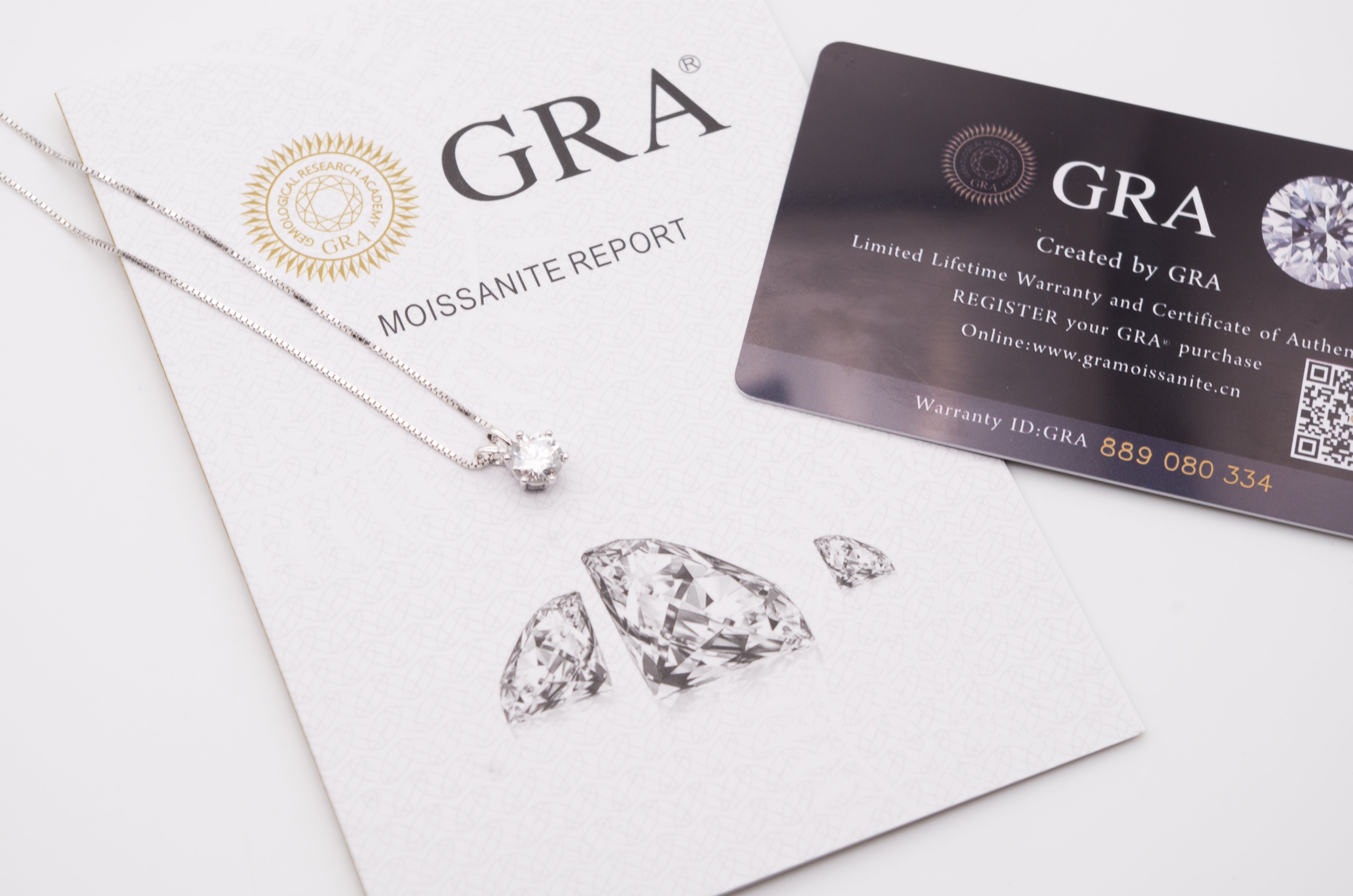 Schmuck mit Zertifikat