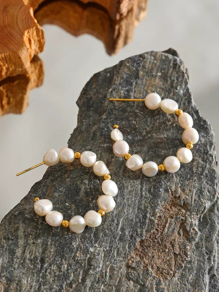 Keshi Perlen Creolen "Leyla"