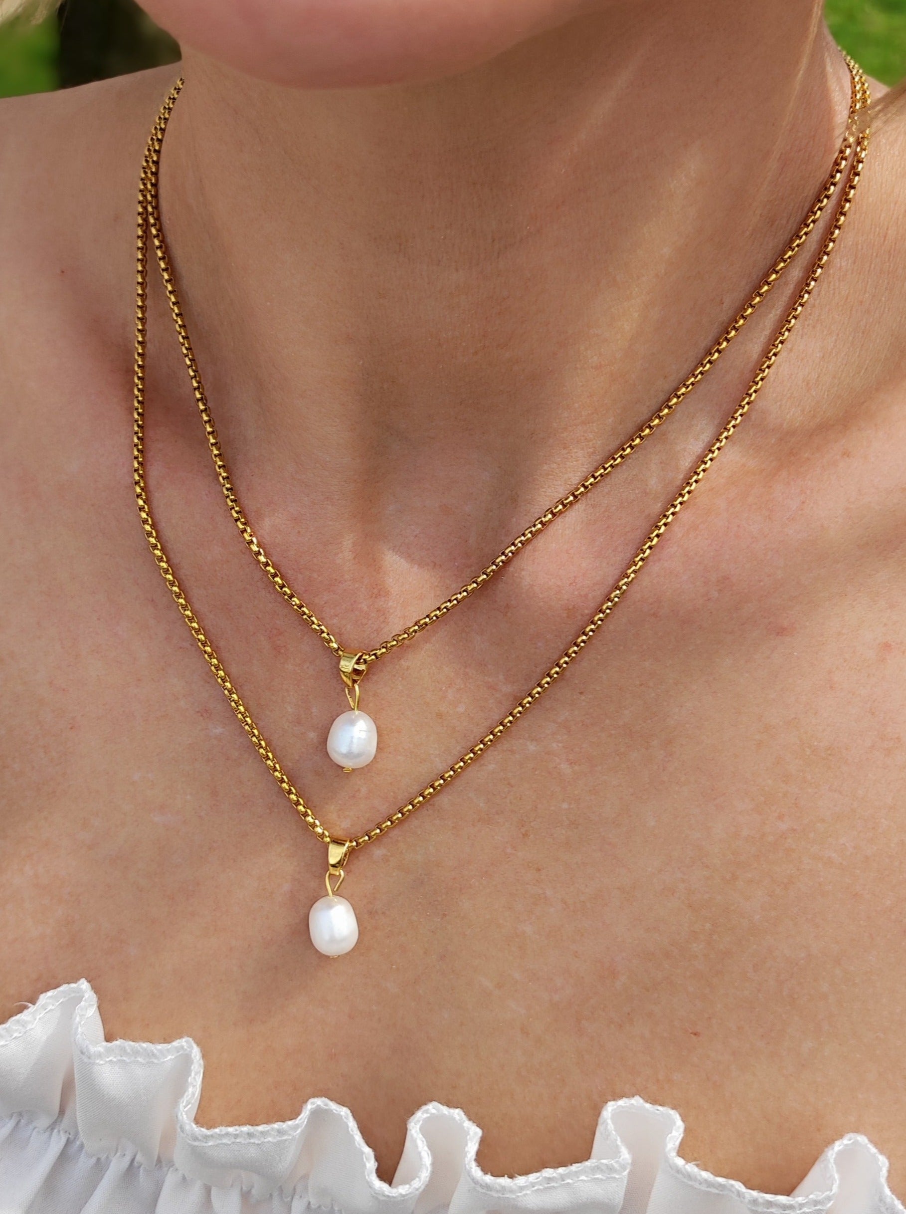 goldene Kette mit Anhänger