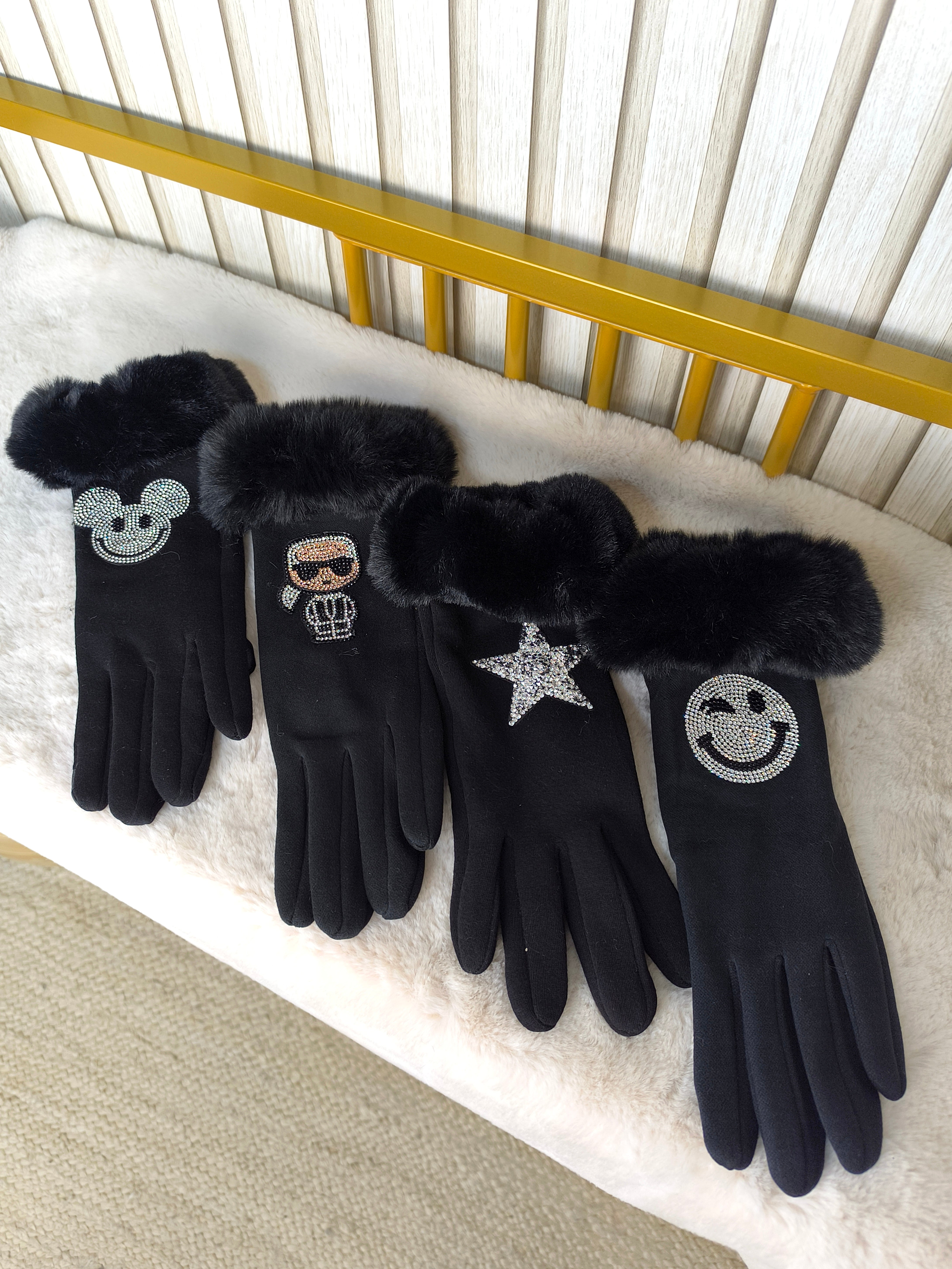 Warme Handschuhe schwarz in 4 Varianten