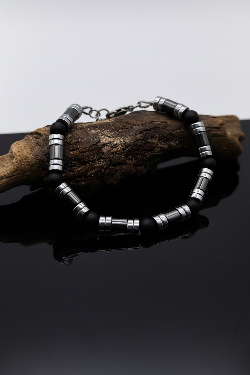 Armband mit schwarzen Achat matt- und Hämatitperlen