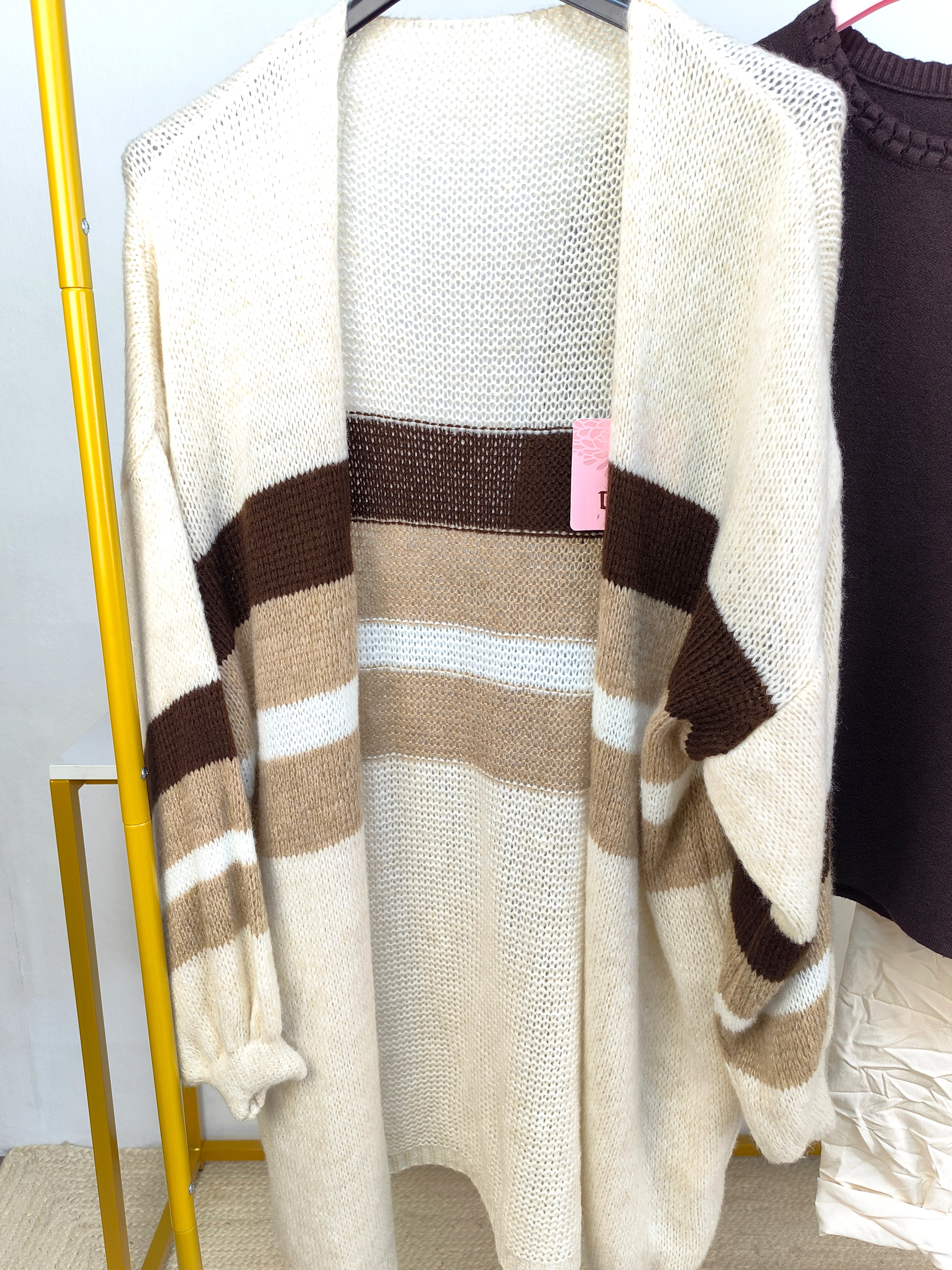 Komplettes Outfit - Cardigan, Joggpant, Pullover 38-42/44