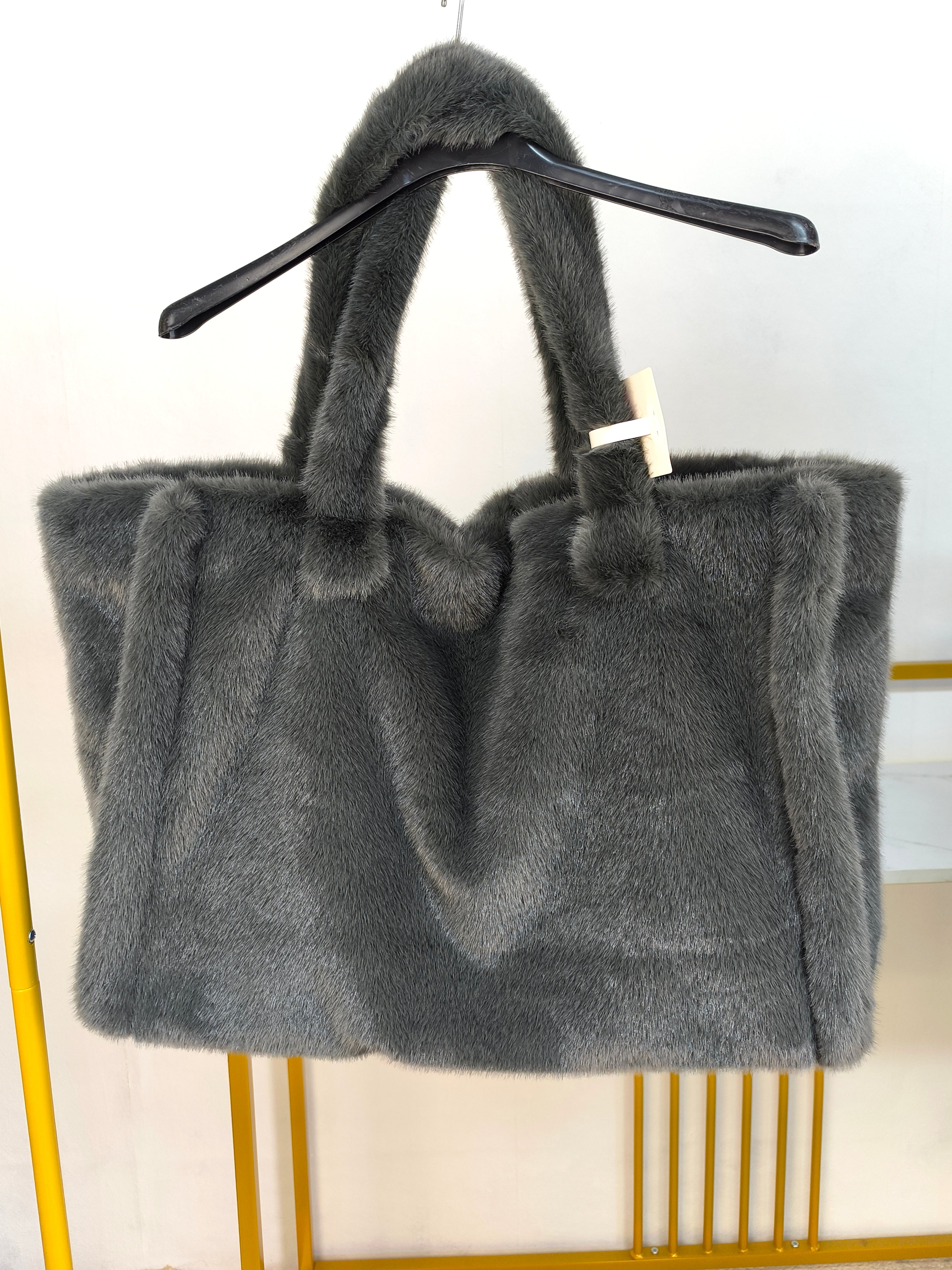 Outfit - Cardigan, Pullover und Shopper Tasche 38-42/44