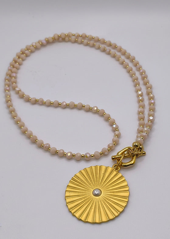 Lange Perlen Halskette pastell apricot/gold