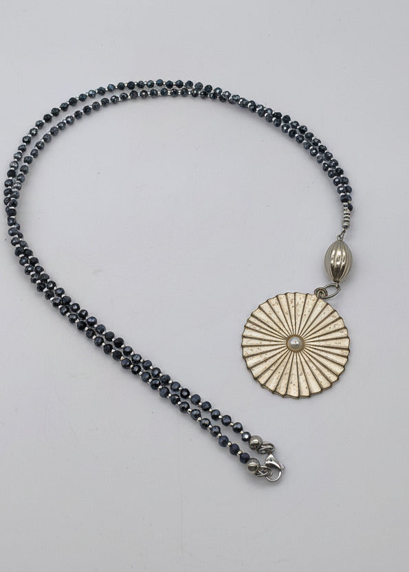 Lange Perlen Halskette "Lucky" nachtblau/silber