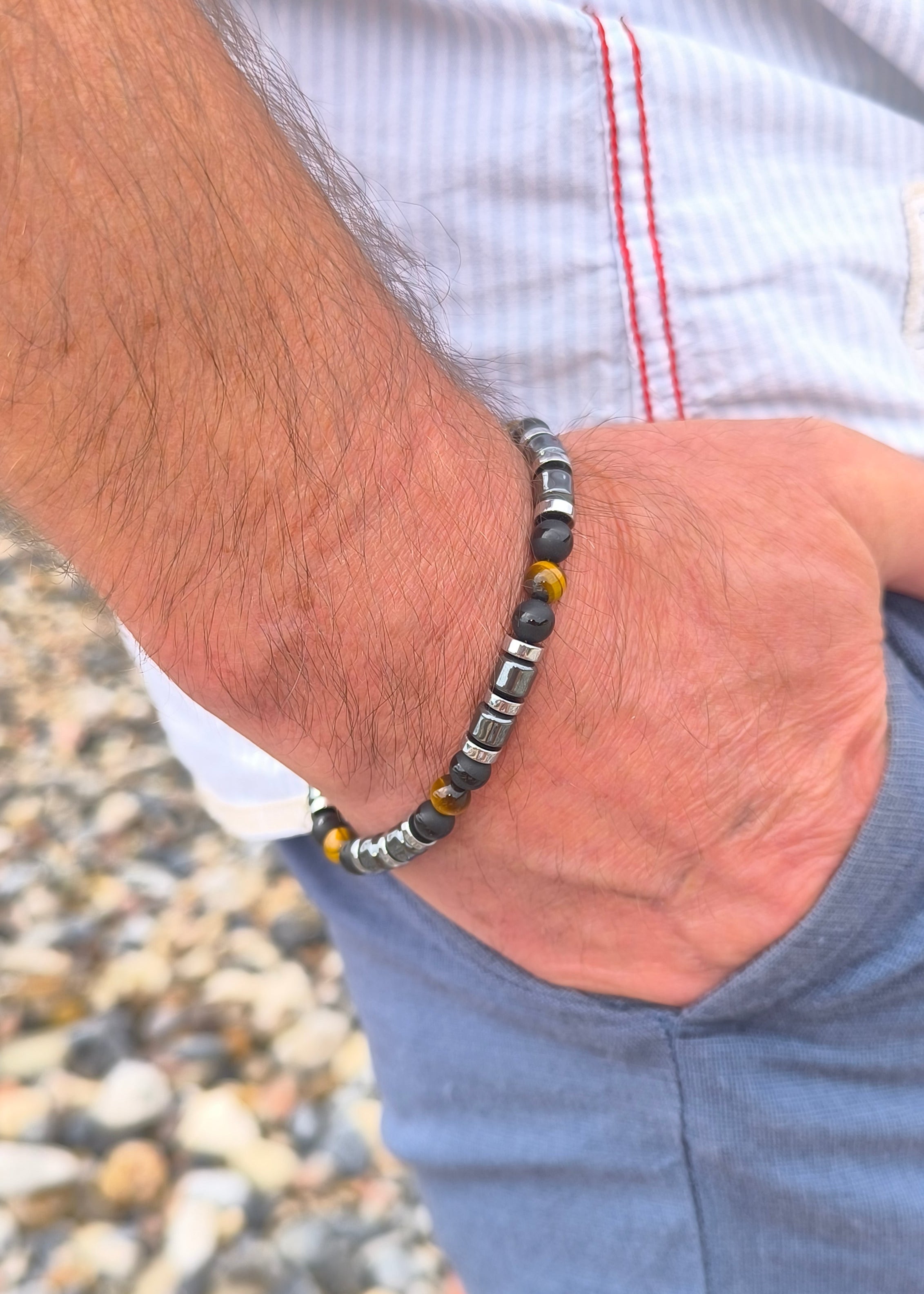 Perlen Armband mit gelben Tigeraugen, schwarzem Achat und Hämatit