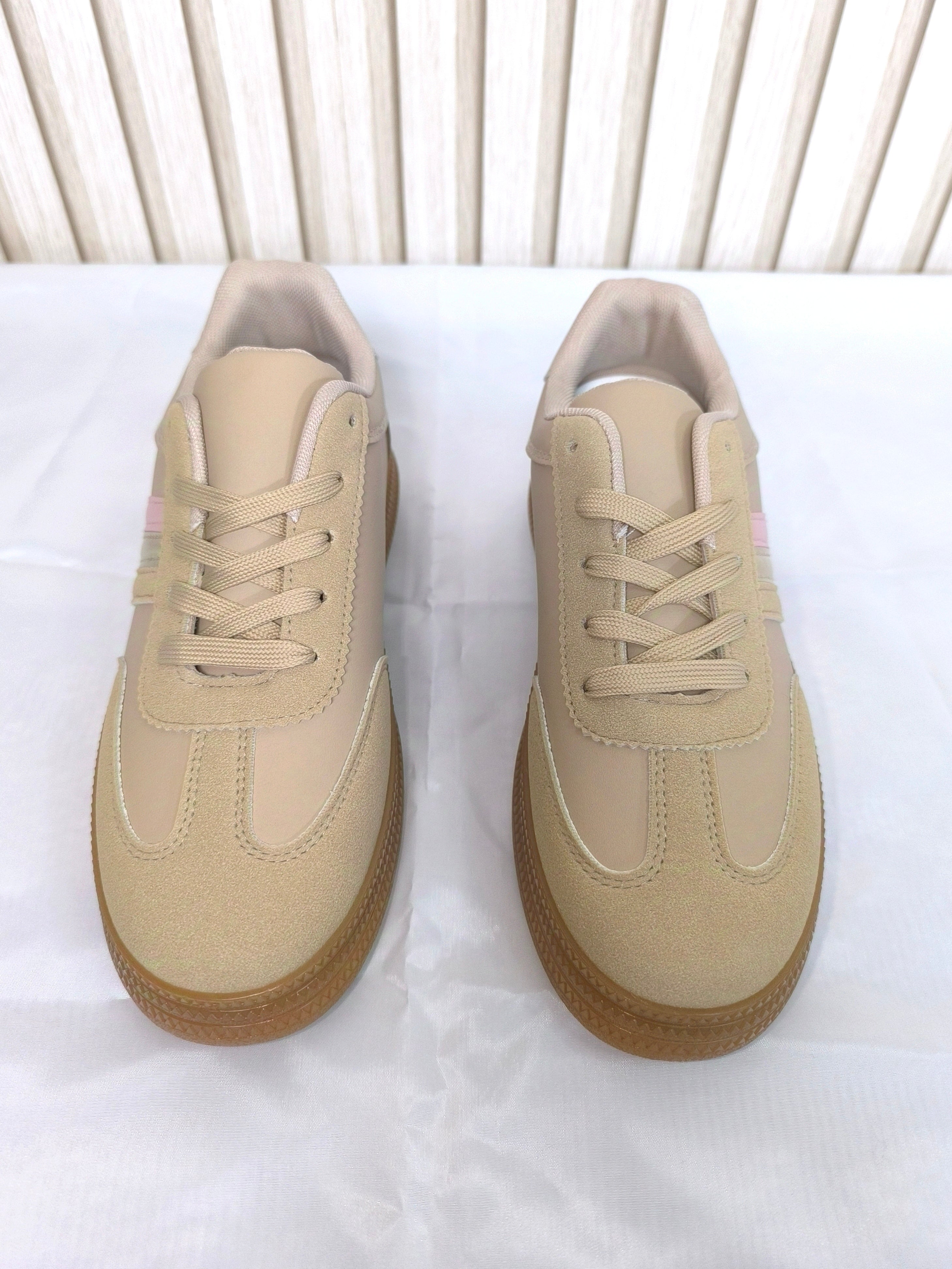 Sneaker beige Gr. 36-41