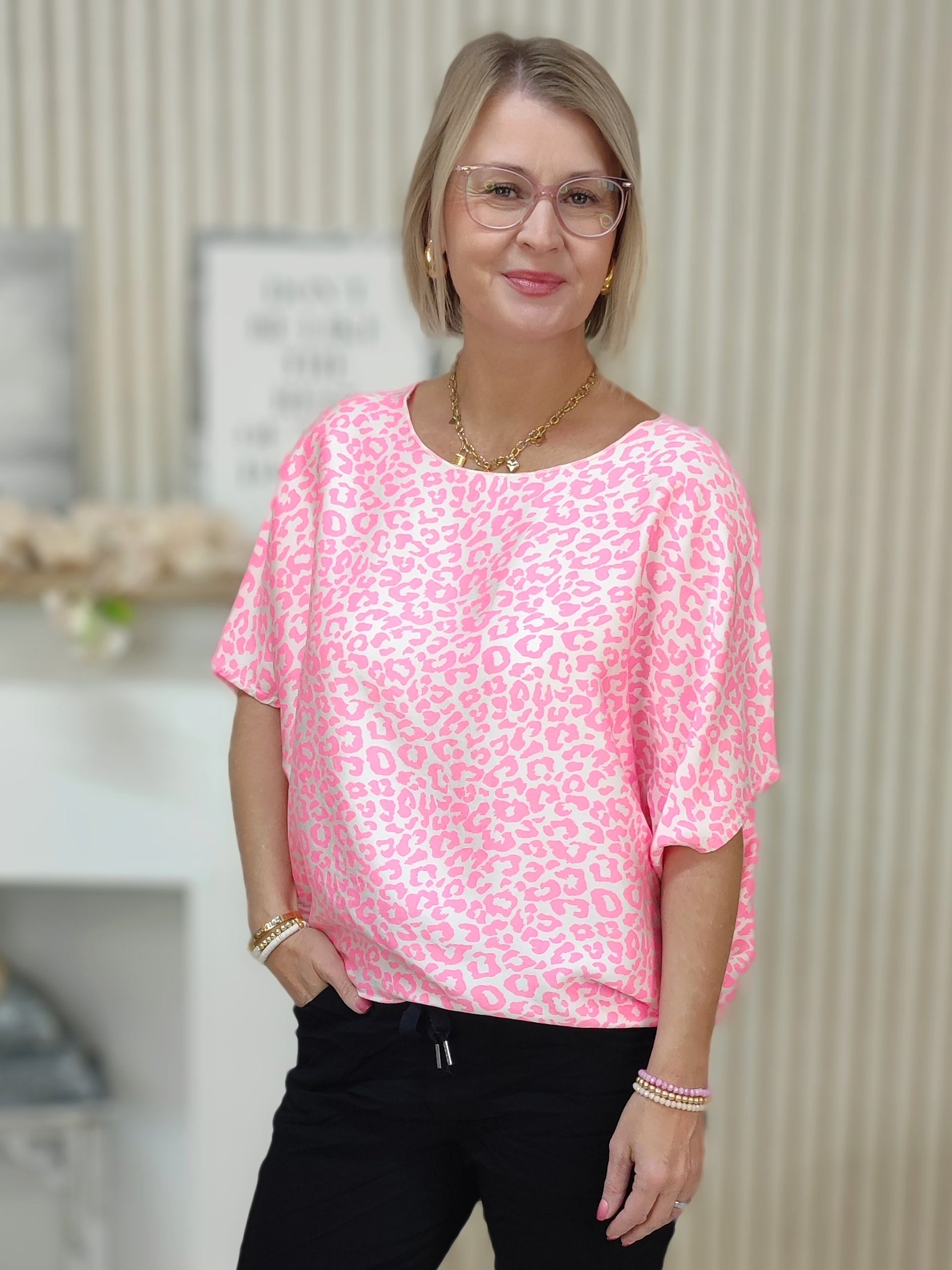 Leo Shirt Seidenoptik neon-pink (38-42)