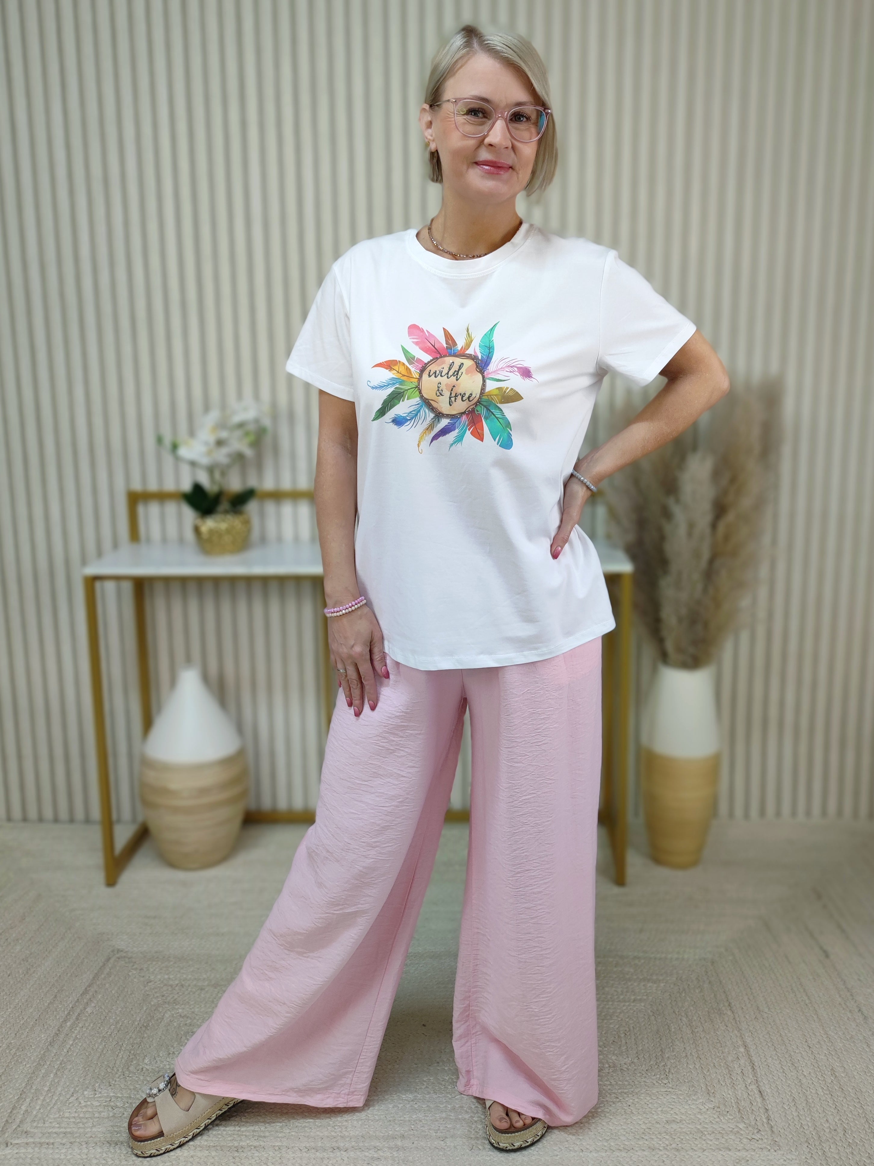 T-Shirt "Wild & Free" weiß (36-42)