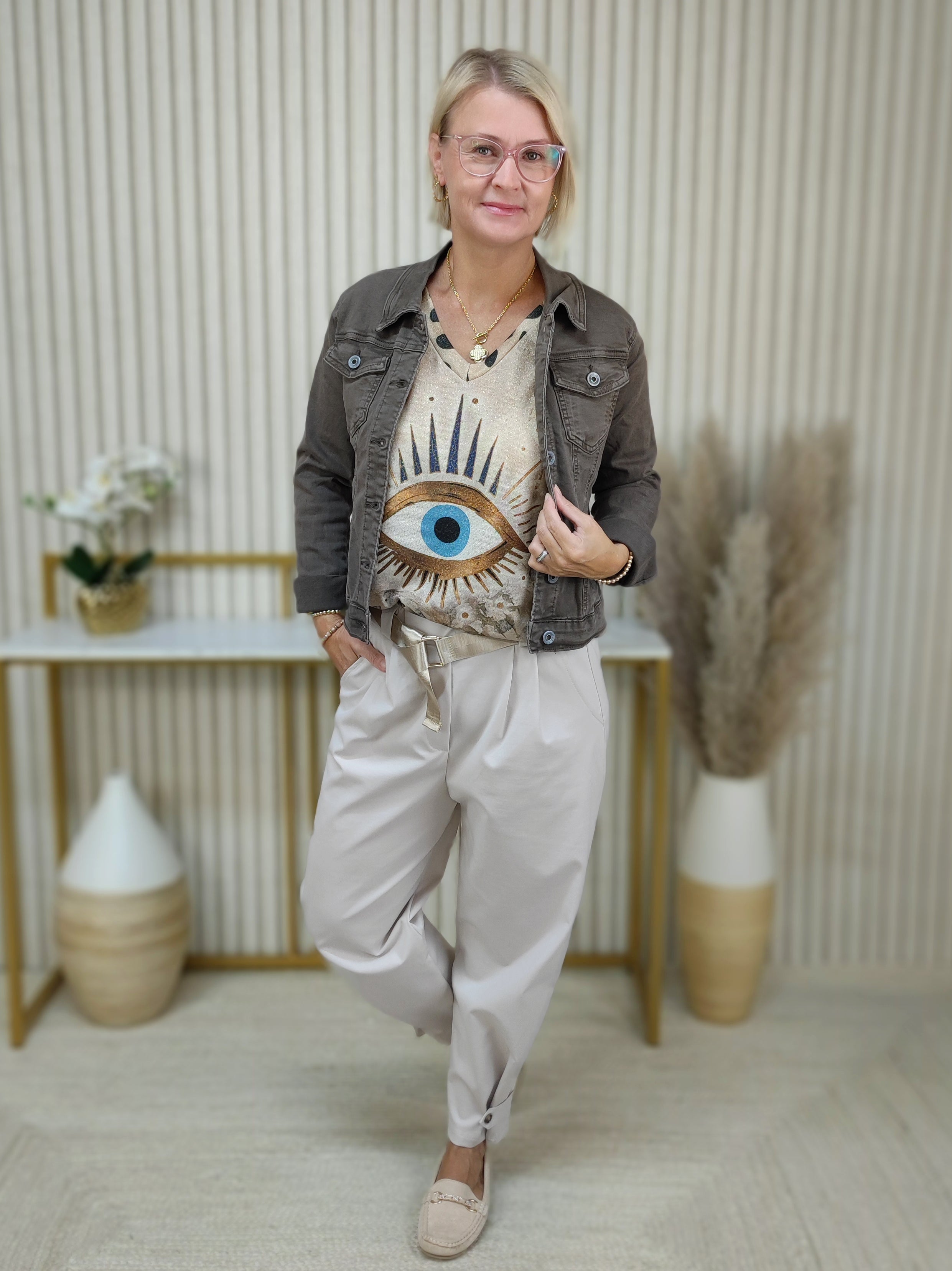 Klassische Jeansjacke braun (36/38, 40/42)