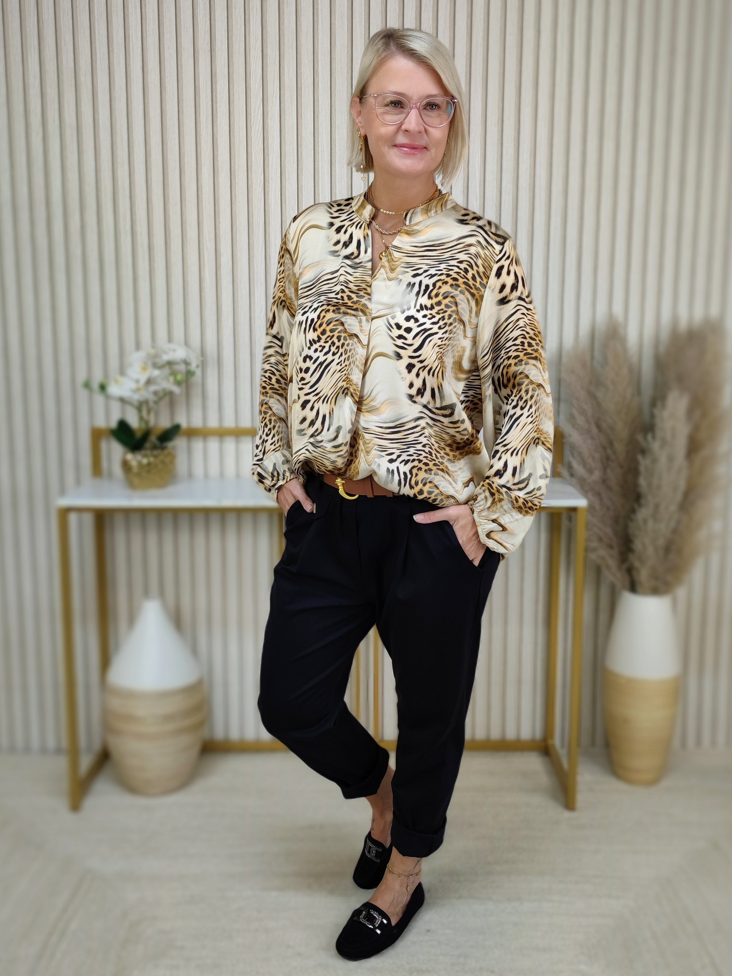 Modische Bluse "Safari" im Leodesign (36-42)