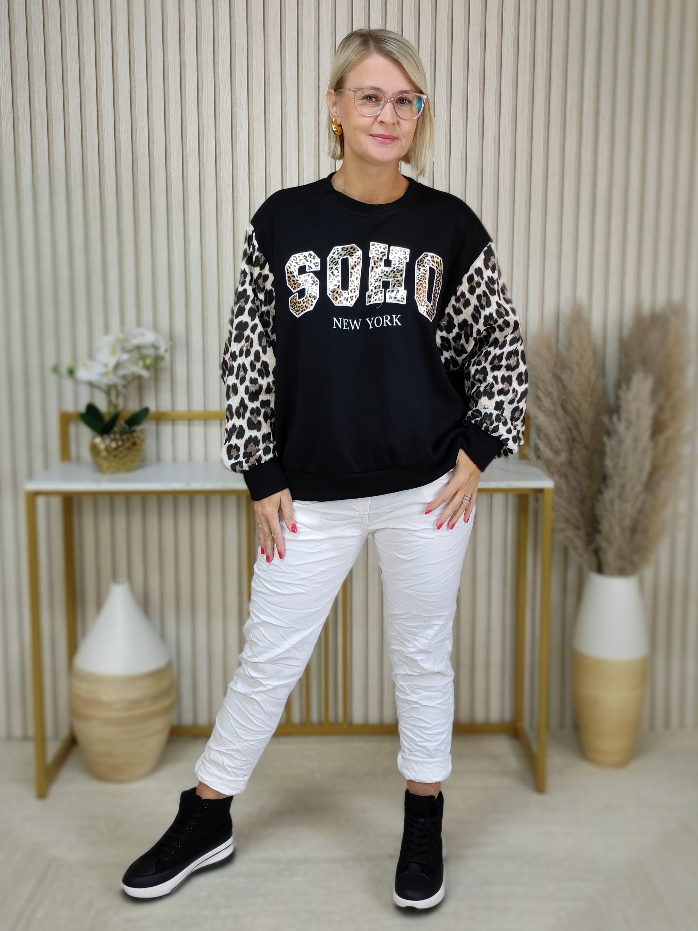 Sweatshirt "Soho" schwarz (38-44)