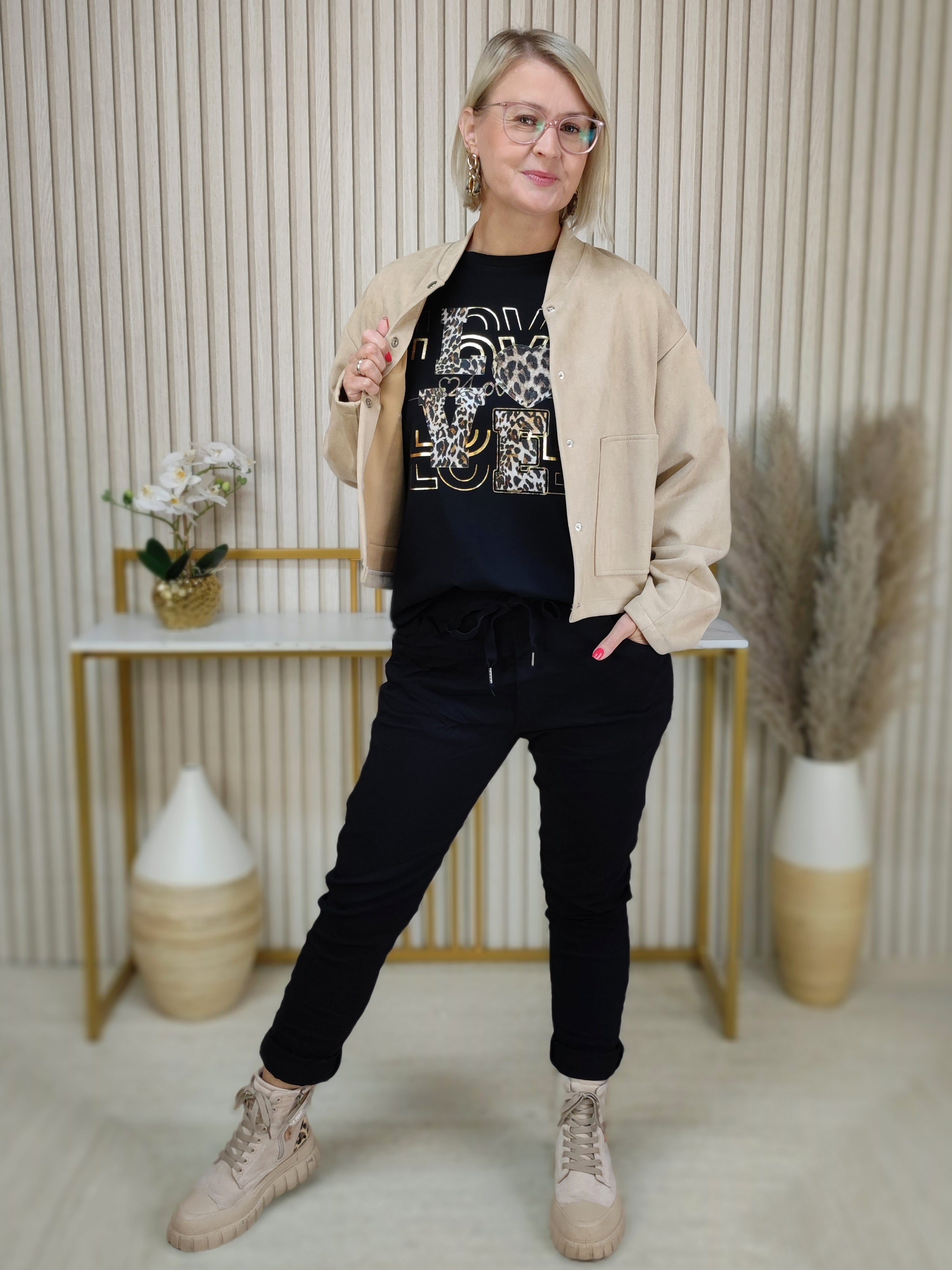 Langarmshirt "Love" schwarz (36-42)