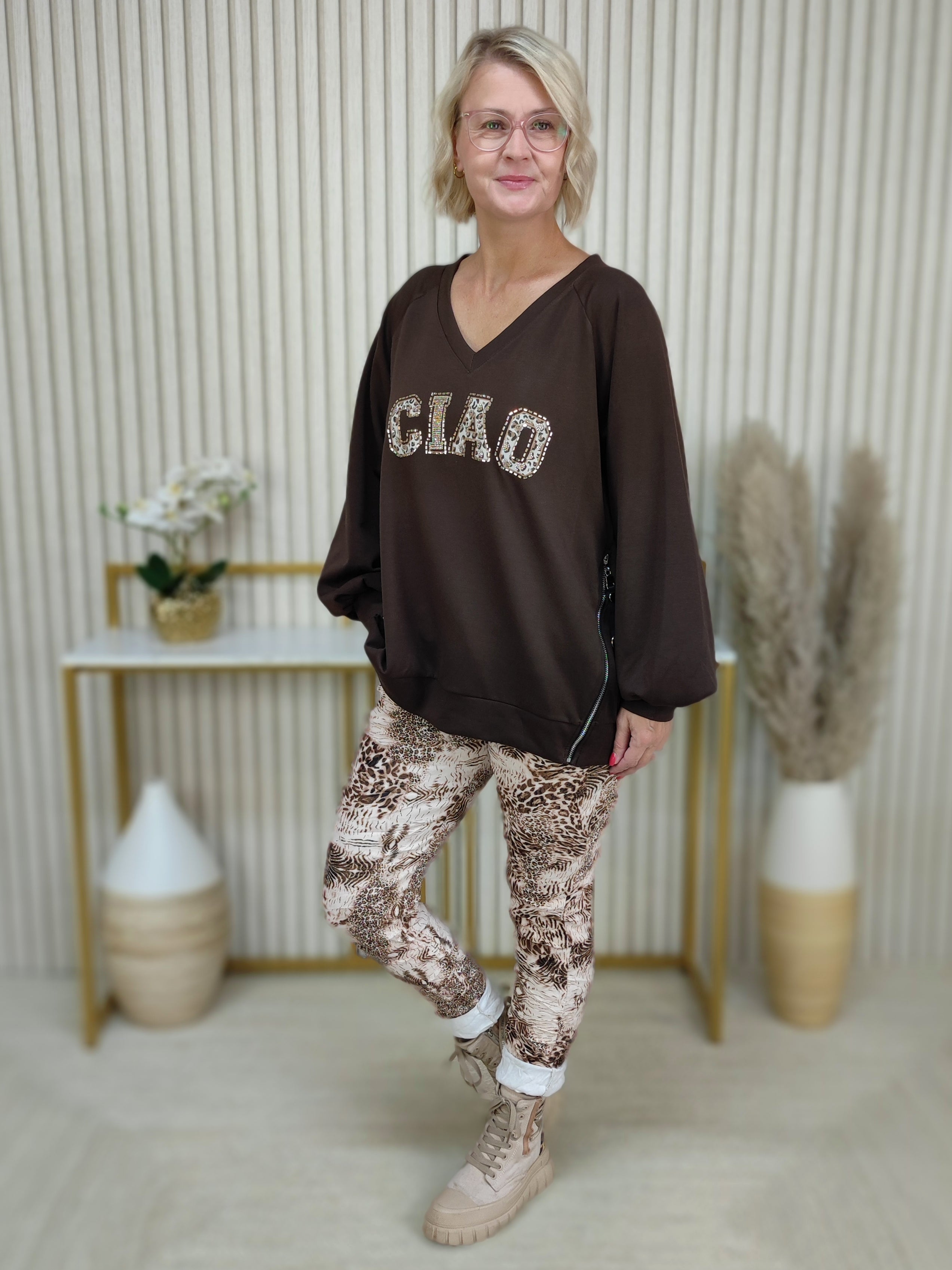 Sweatshirt "Ciao" schoko (38-44)
