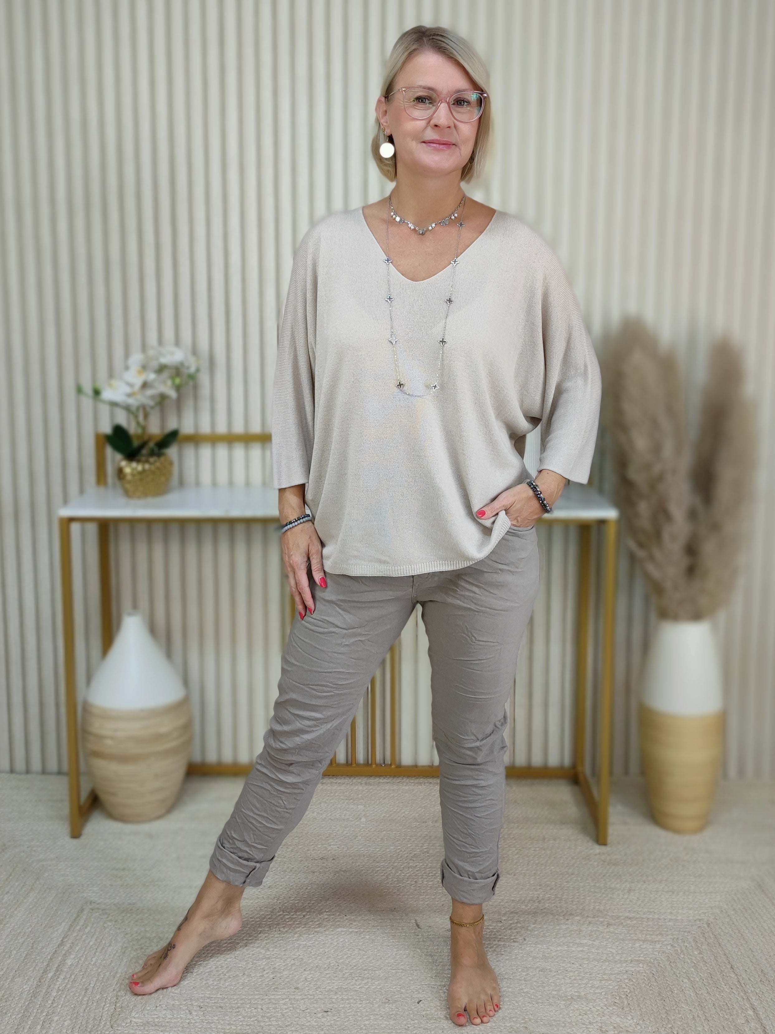 Leichter Pulli uni dunkelbeige (36-42)