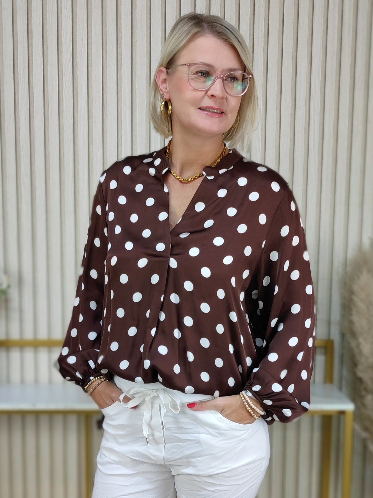 Gepunktete Bluse in schoko (38-42)