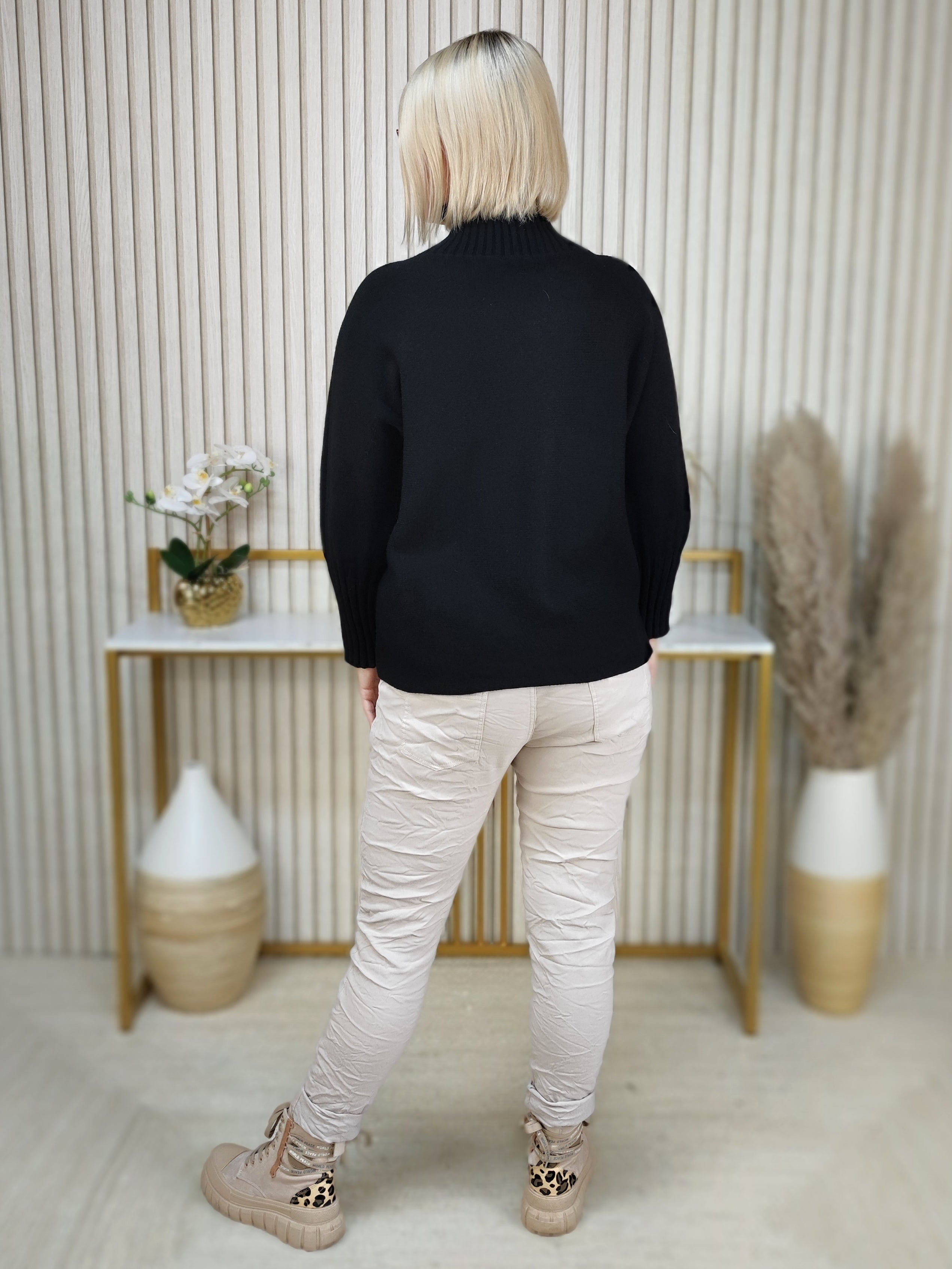 Pullover mit Turtle Neck schwarz (38-42/44)