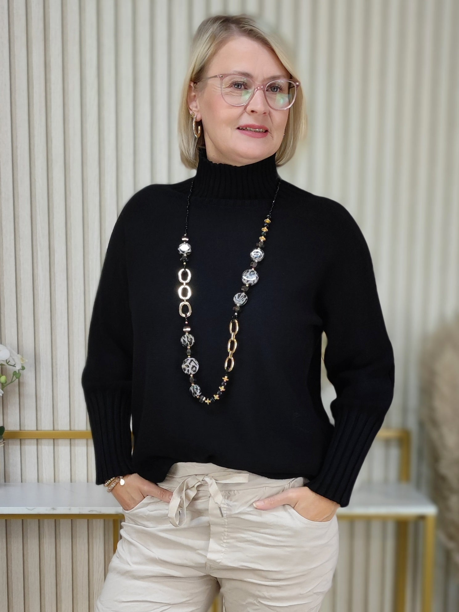 Pullover mit Turtle Neck schwarz (38-42/44)