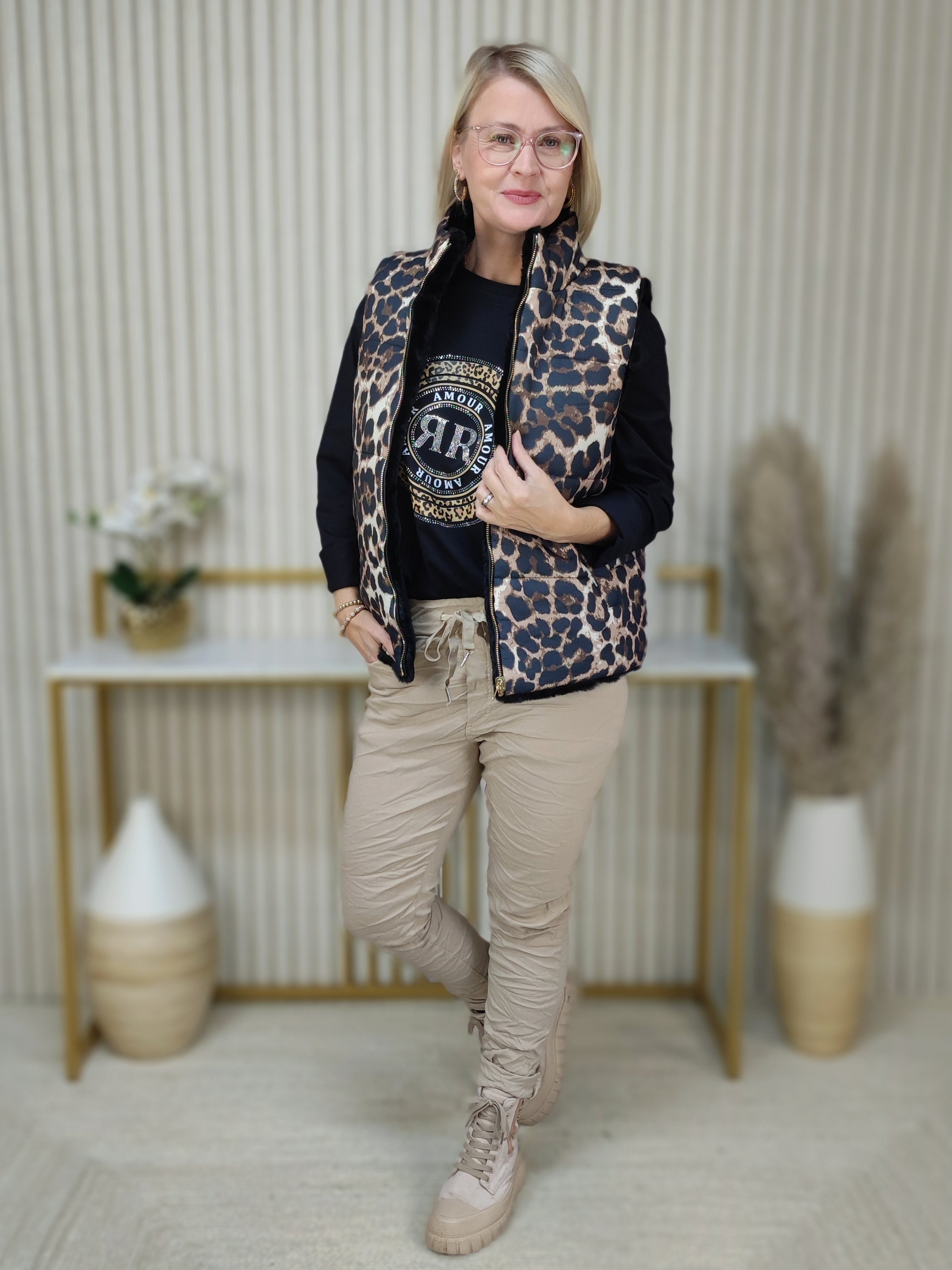 Langarmshirt "Amour" schwarz in 2 Größen (38-42, 44/46-48)