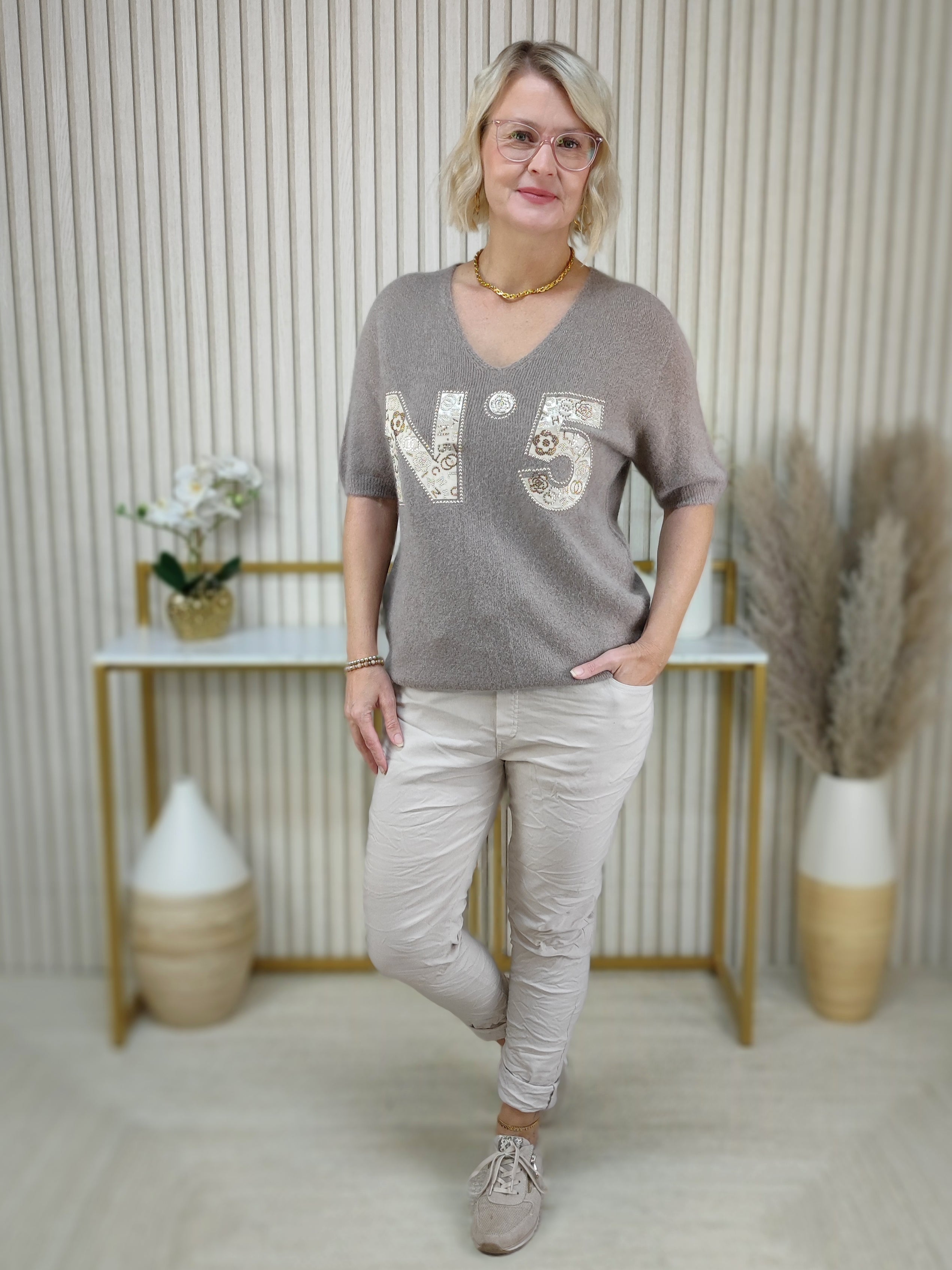 Pulli "No. 5" mud (36-42)