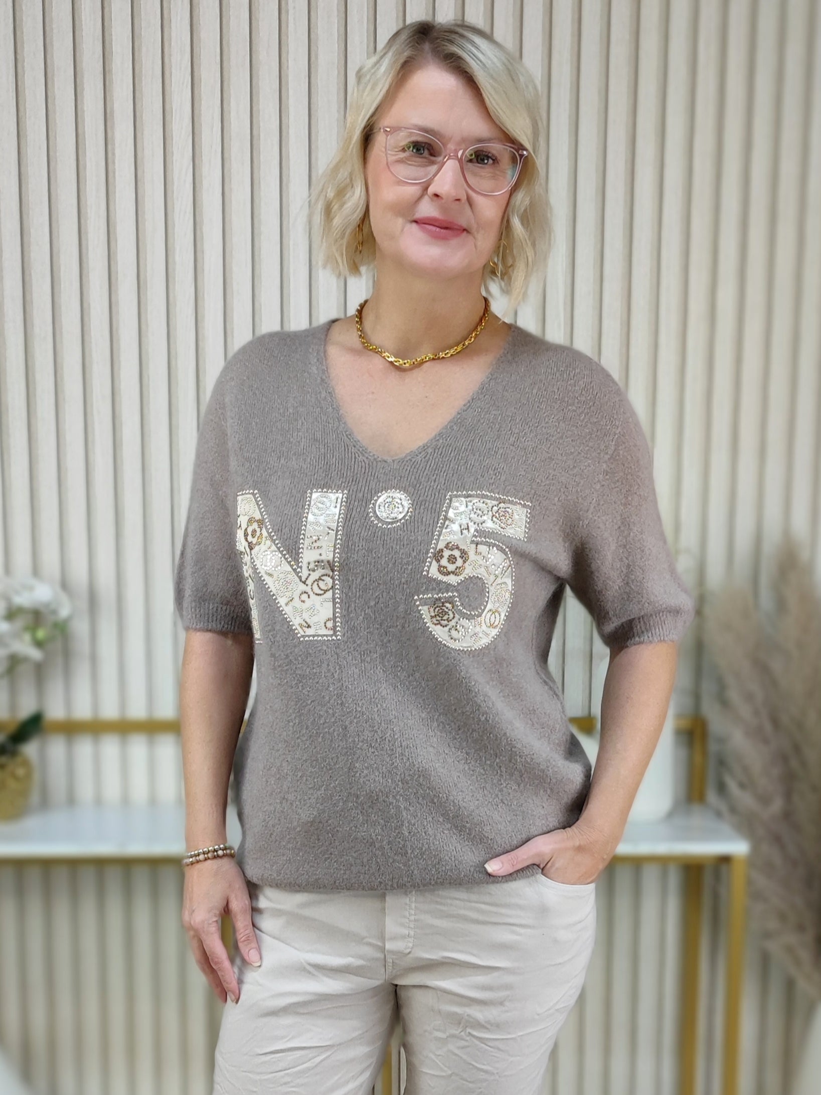 Pulli "No. 5" mud (36-42)