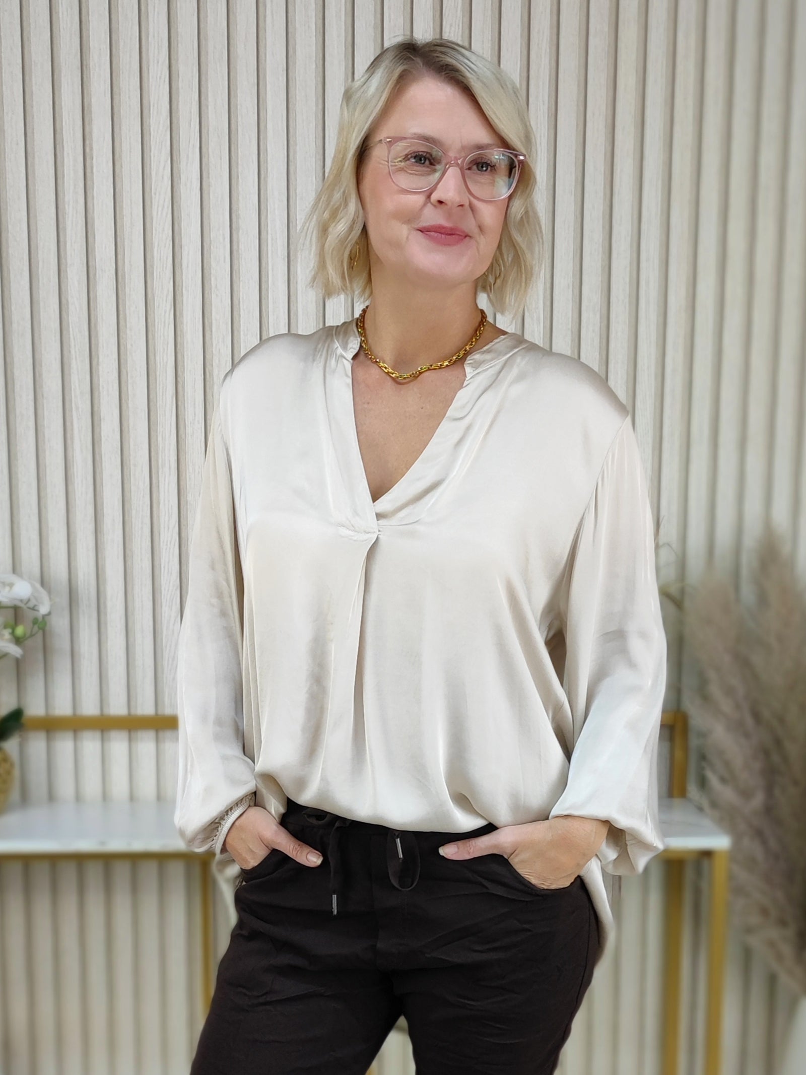 Bluse einfarbig beige (40-44)