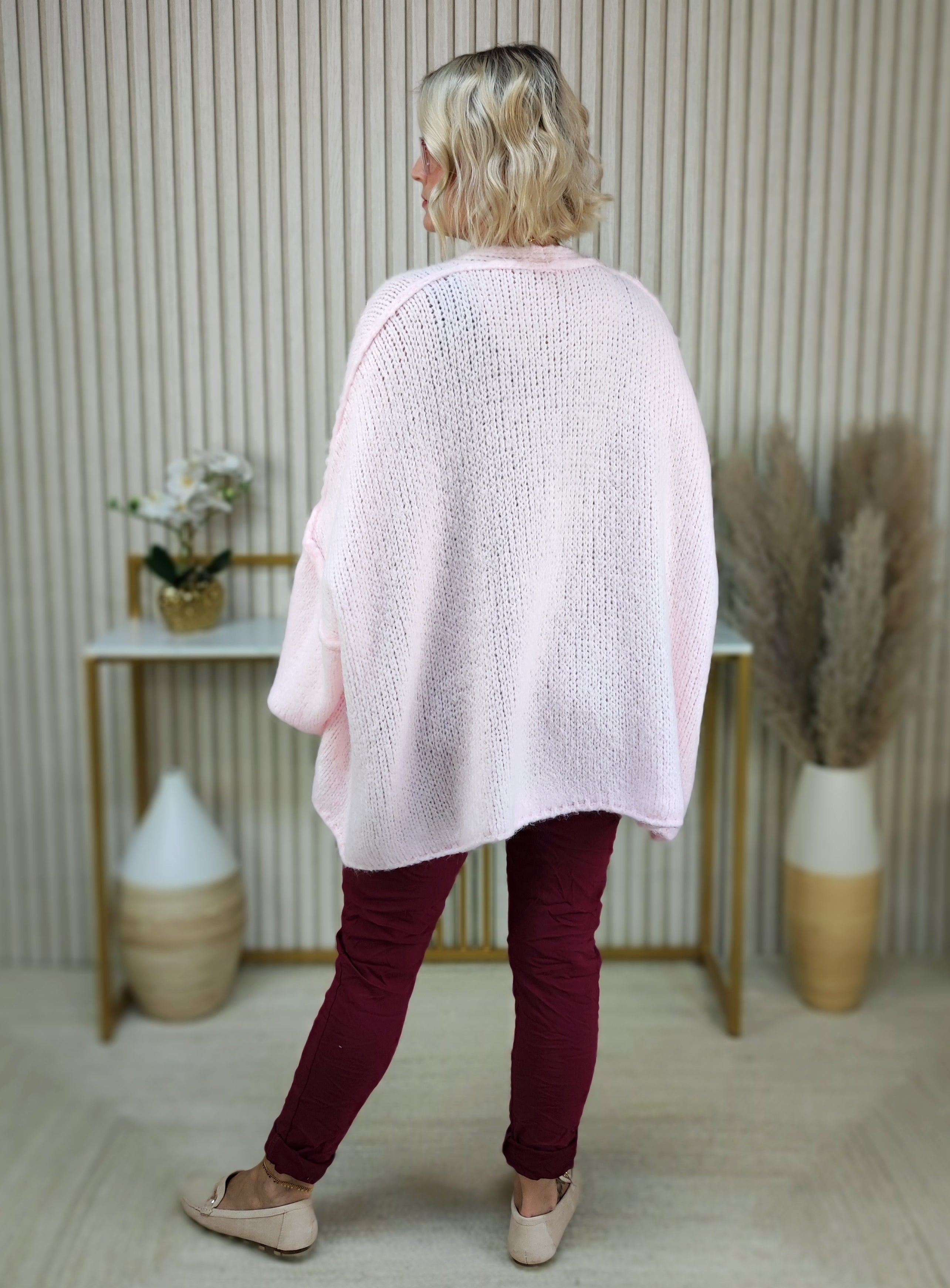 Kuschelige Strickjacke in rosa (38-46/48)