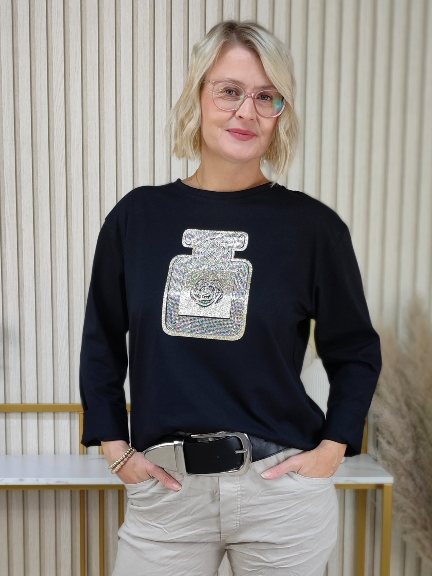 Langarmshirt "Flacon" schwarz in 2 Größen (38-42, 44/46-48)