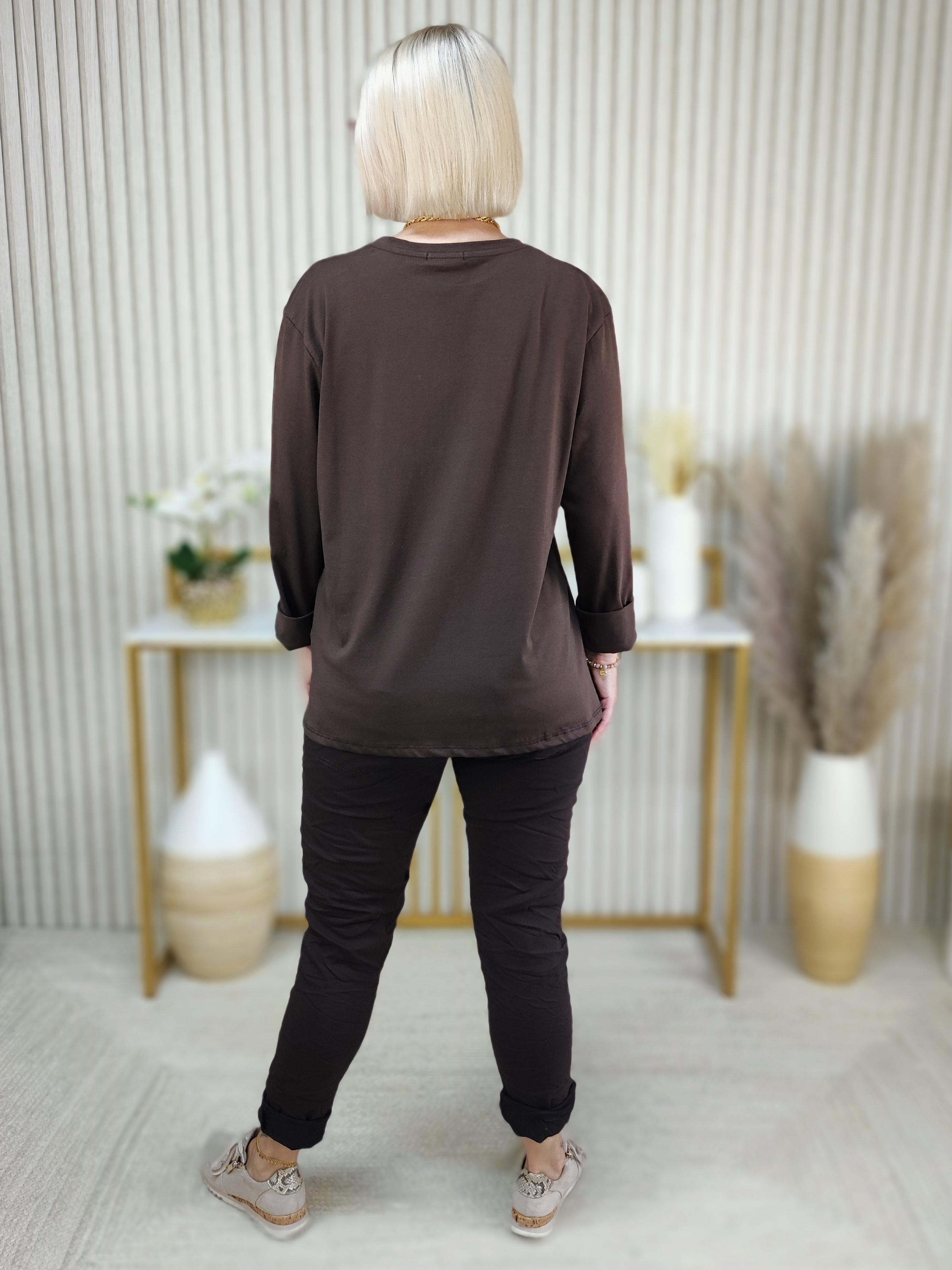 Langarmshirt "Flacon" schoko in 2 Größen (38-42, 44/46-48)