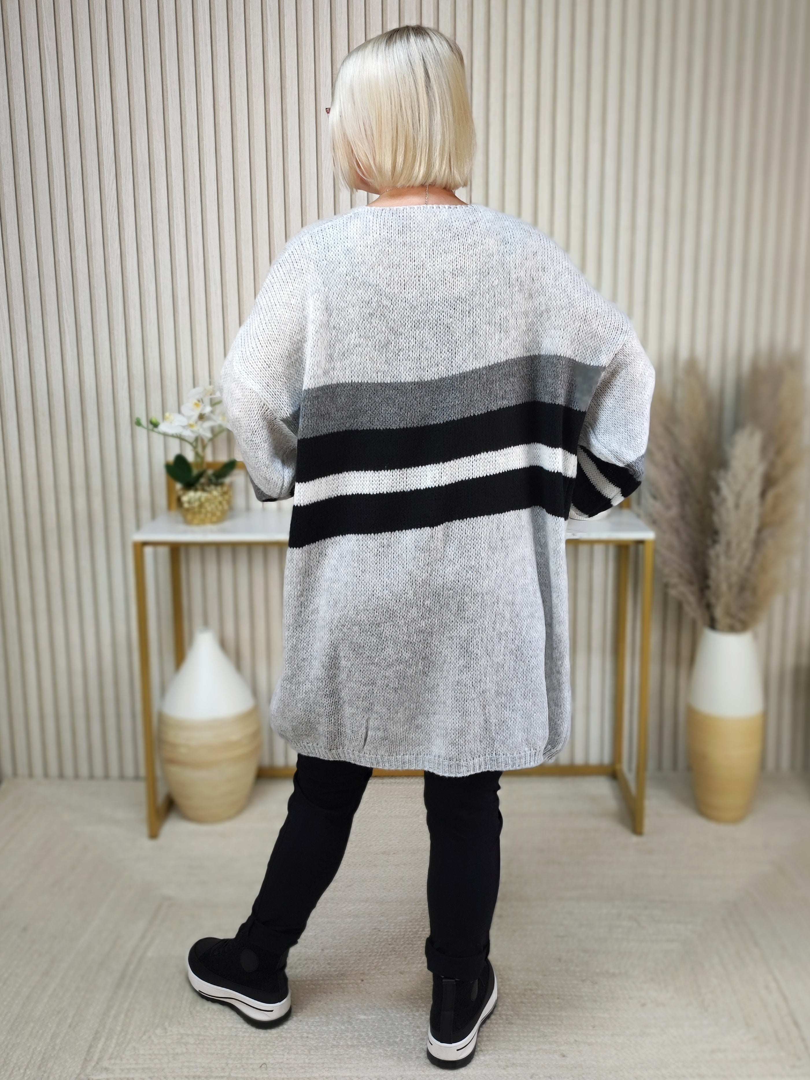 Kuschliger Grobstrick Cardigan mit Streifen hellgrau/grau/schwarz (36-44)