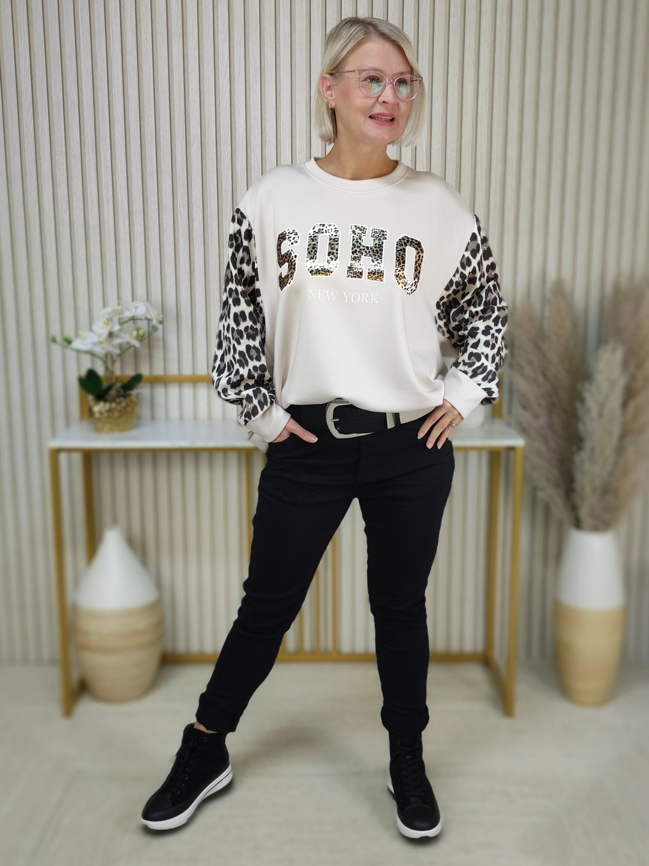 Sweatshirt "Soho" beige (38-44)