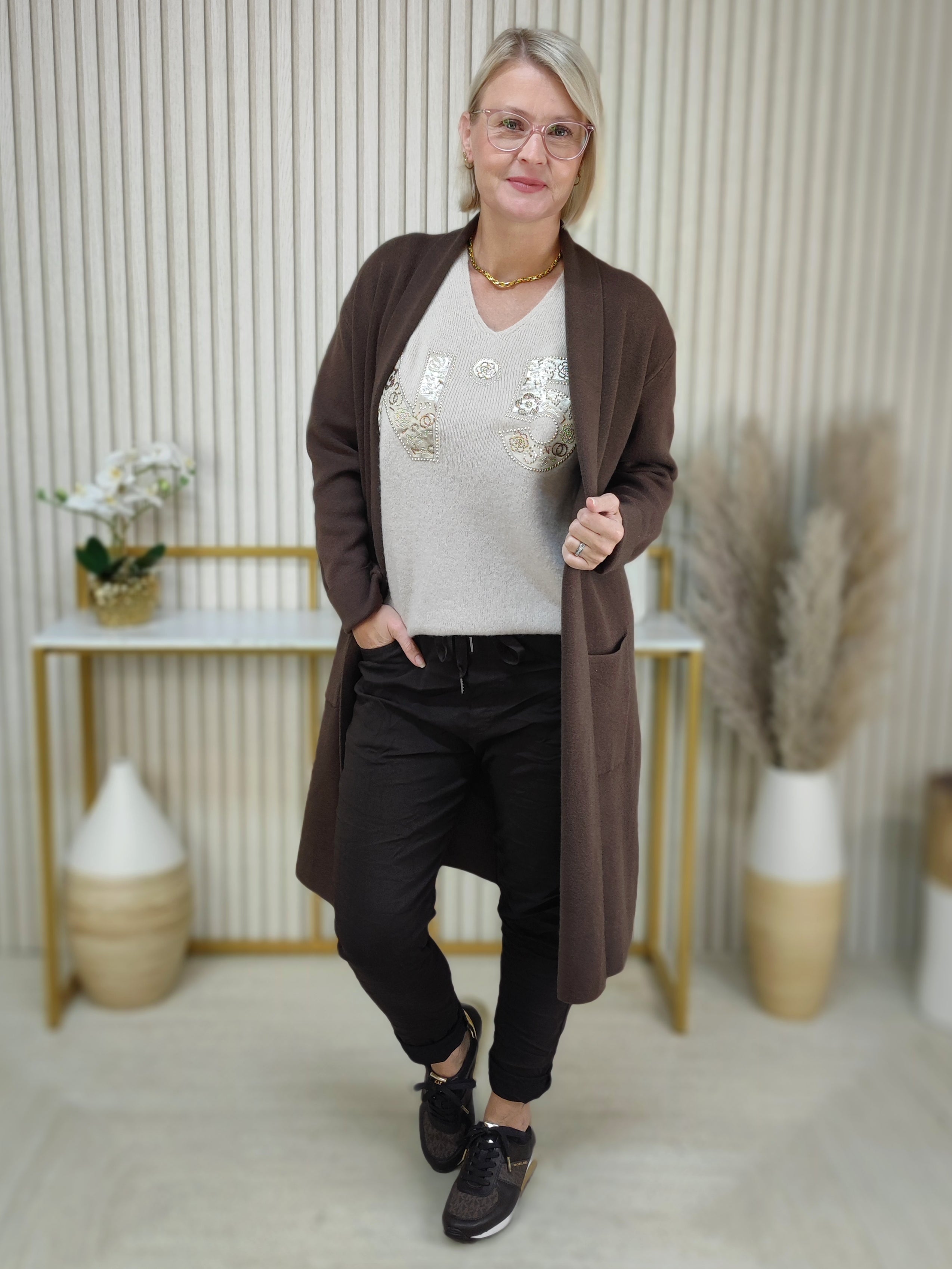 Weicher Cardigan Uni schoko (38-44)