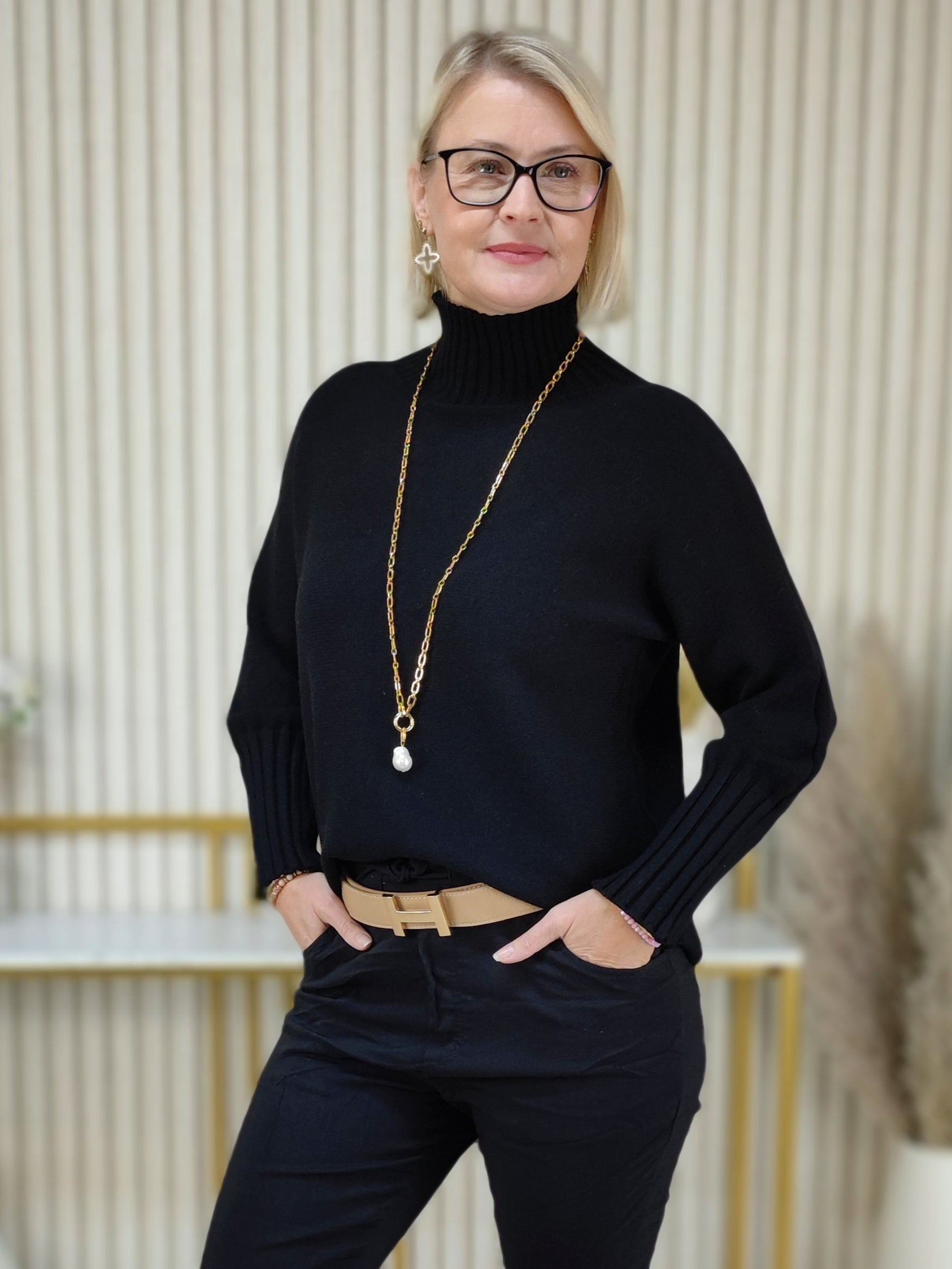 Pullover mit Turtle Neck schwarz (38-42/44)