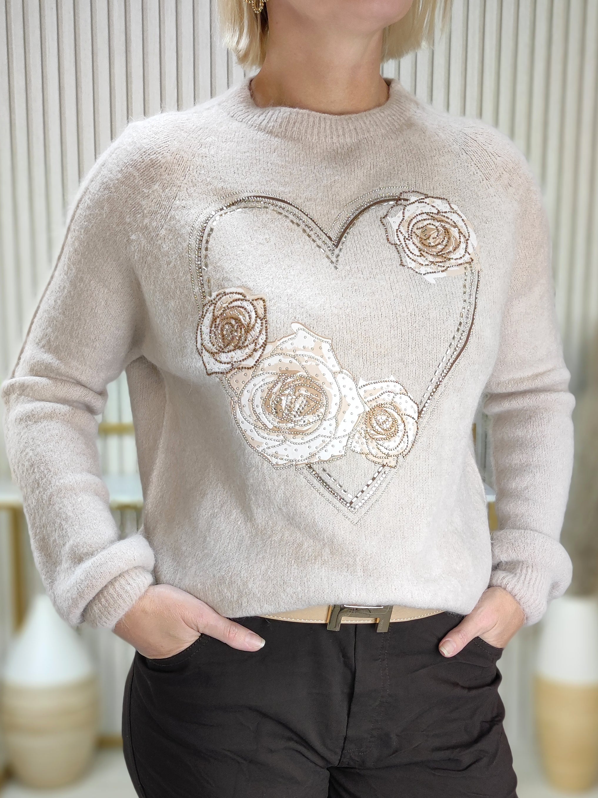 Pulli "Rosen" beige (36-42)
