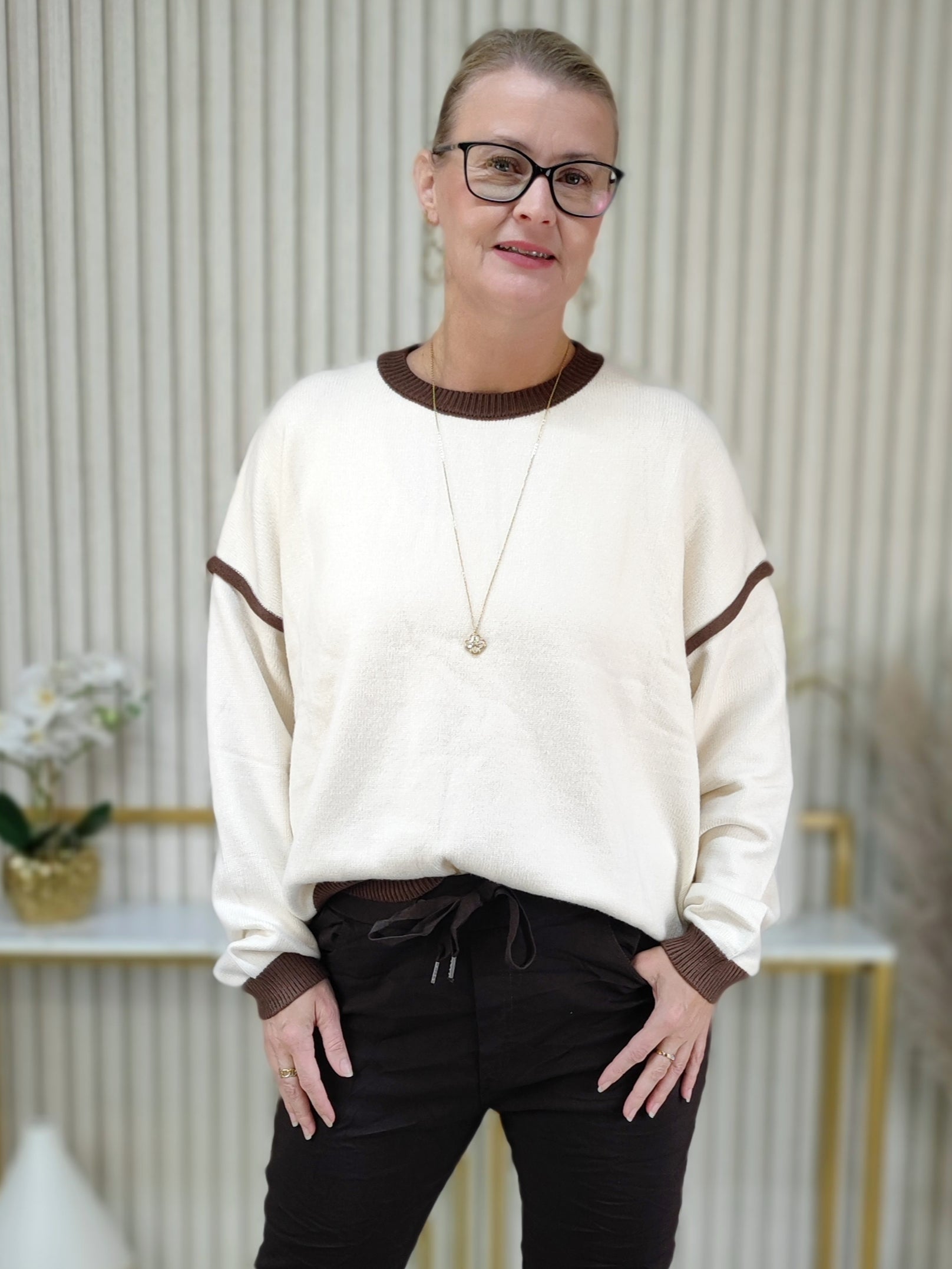 Feinstrick Pullover in creme/schoko (38-44)