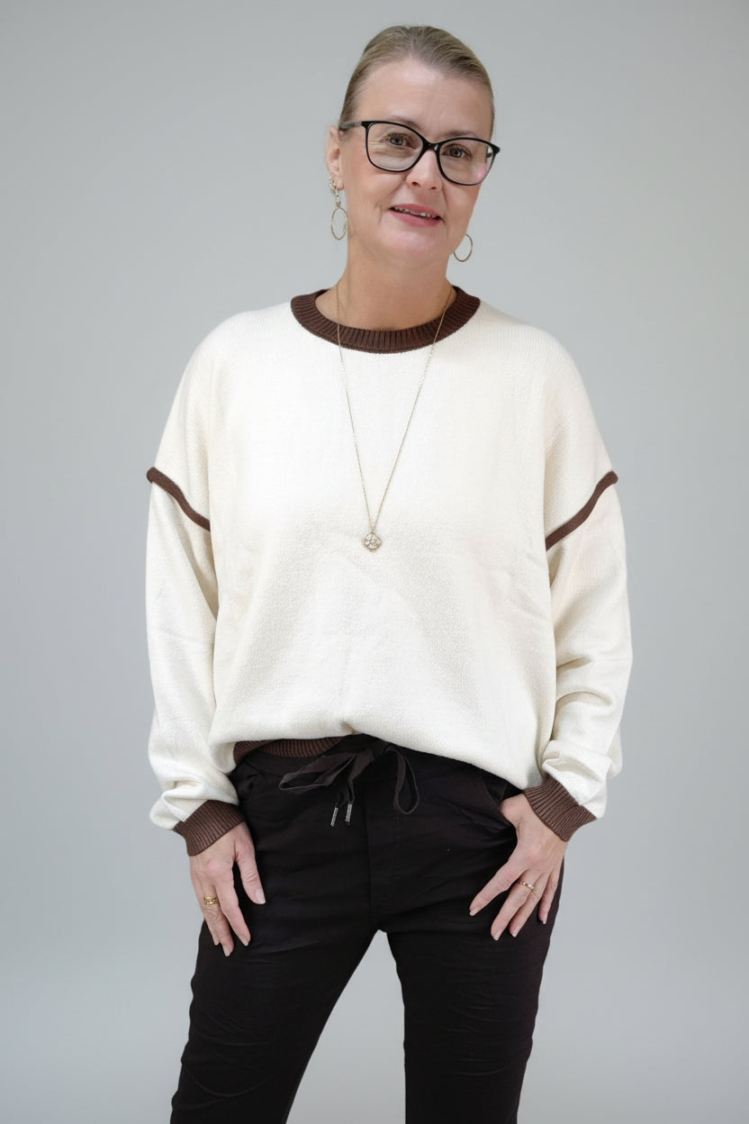 Komplettes Outfit - Joggpant Hose und 2 passende Pullover (40-42/44)