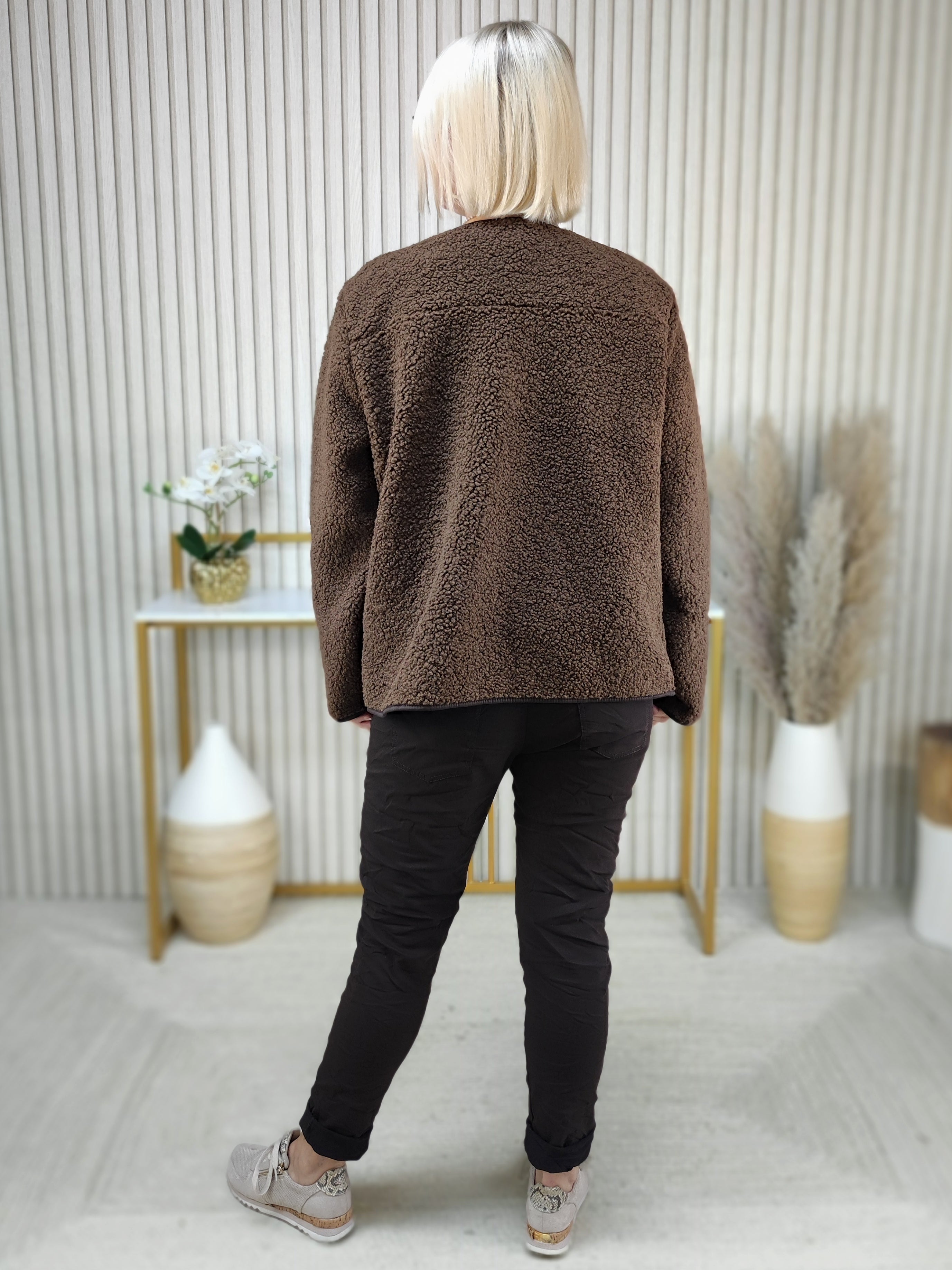Boucle Jacke braun (38-42/44)