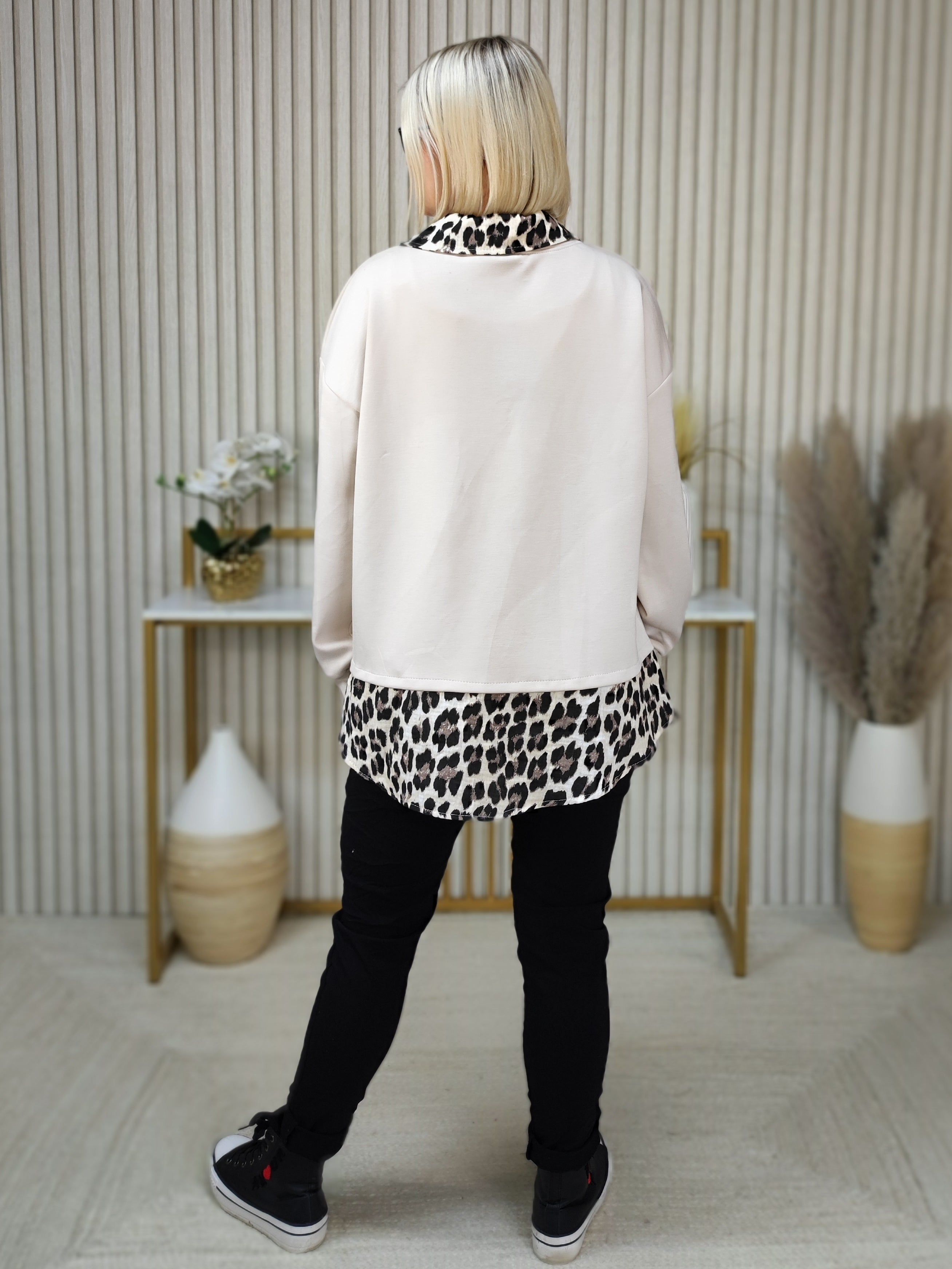 Sweatshirt "Adventure" beige (40-42/44)