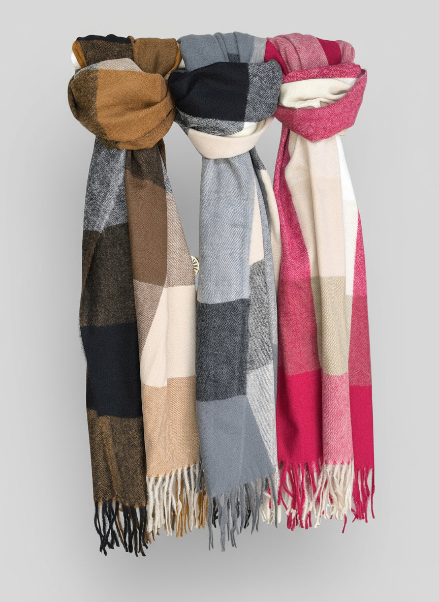 Kuschelschal kariert in 3 Farben