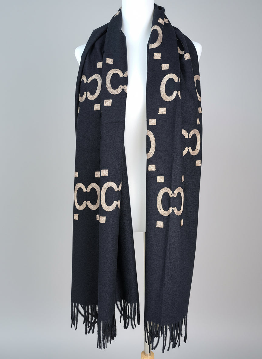 Weicher Winterschal "CC" in 2 Farben