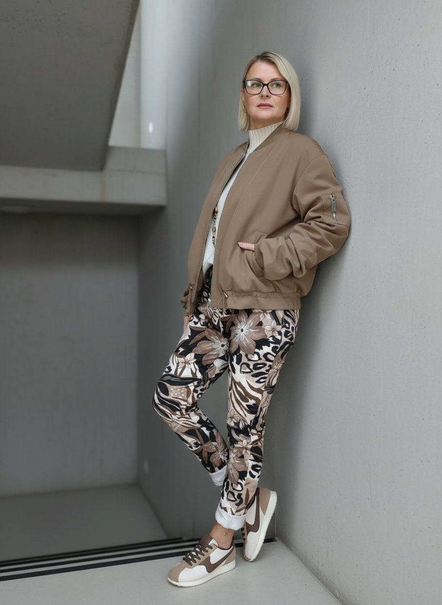 Warme Bomberjacke in camel (38-42)