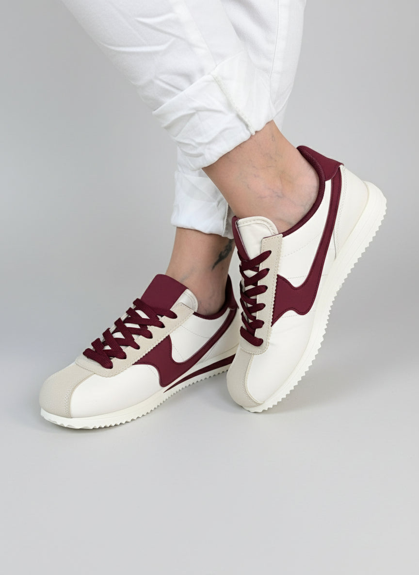 Sneaker beige/vino in den Größen 36-41