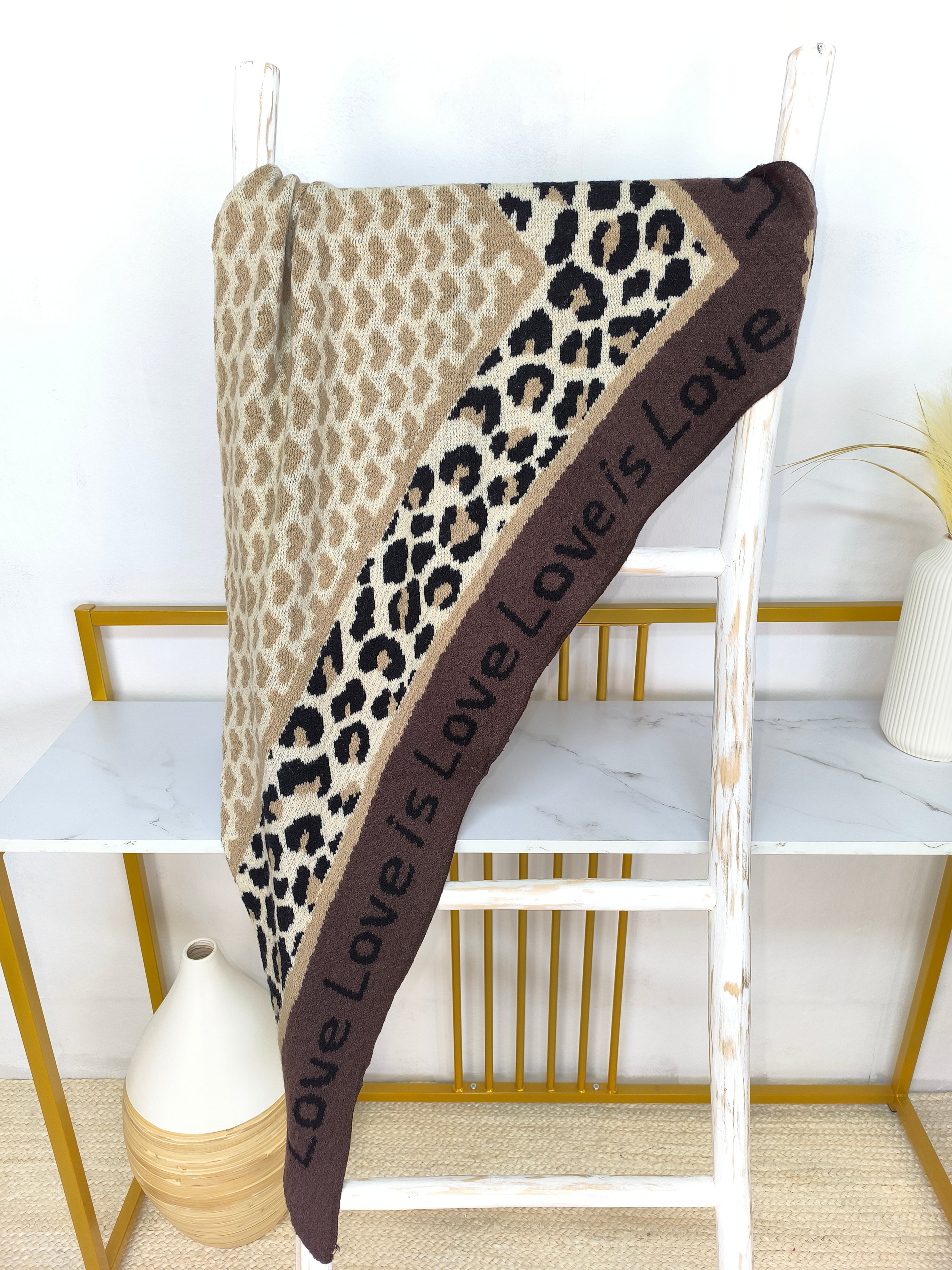 Wollschal/Dreieckschal "Love" beige/schoko