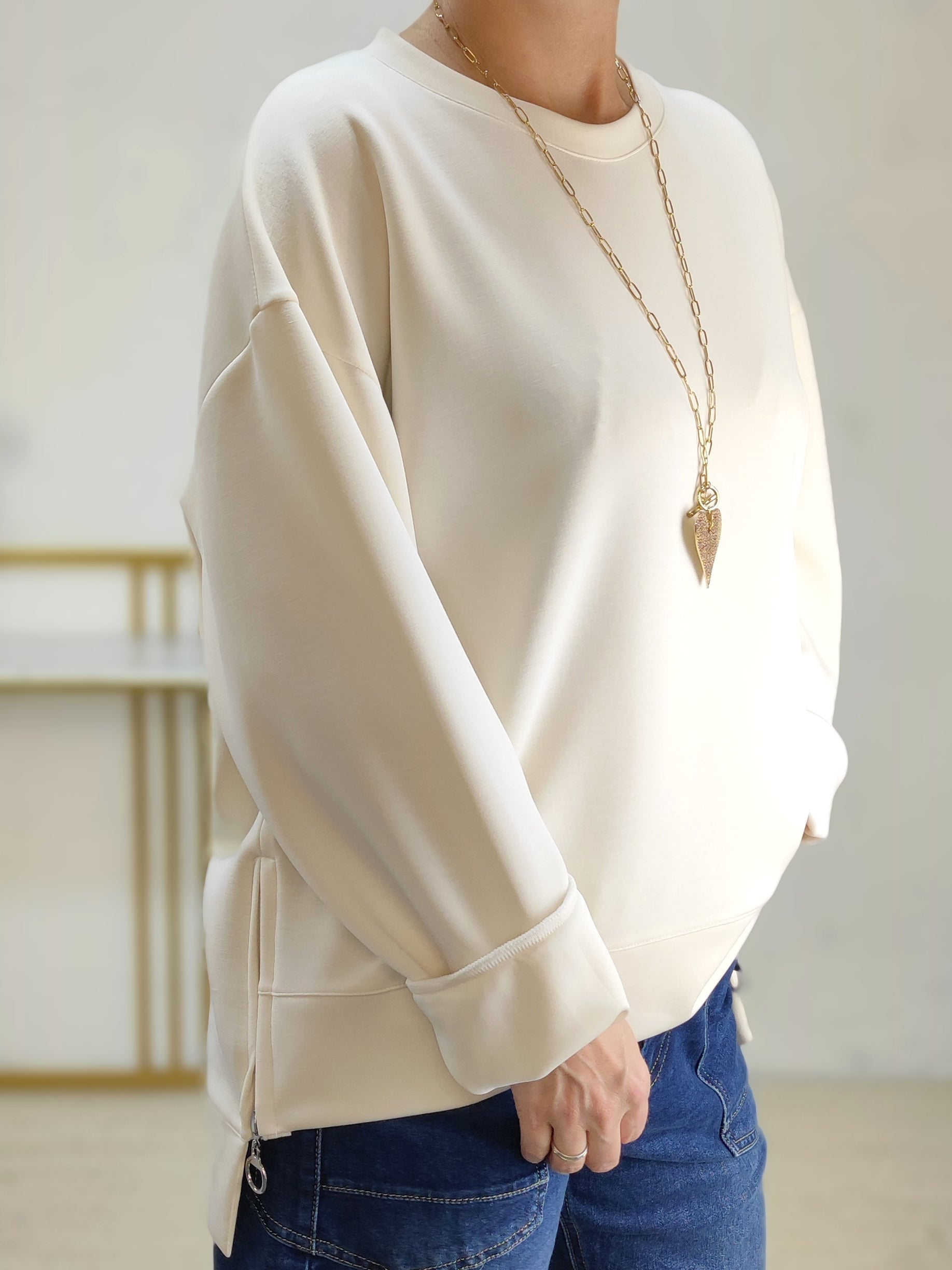 Sweatshirt einfarbig in creme (38/40-44)