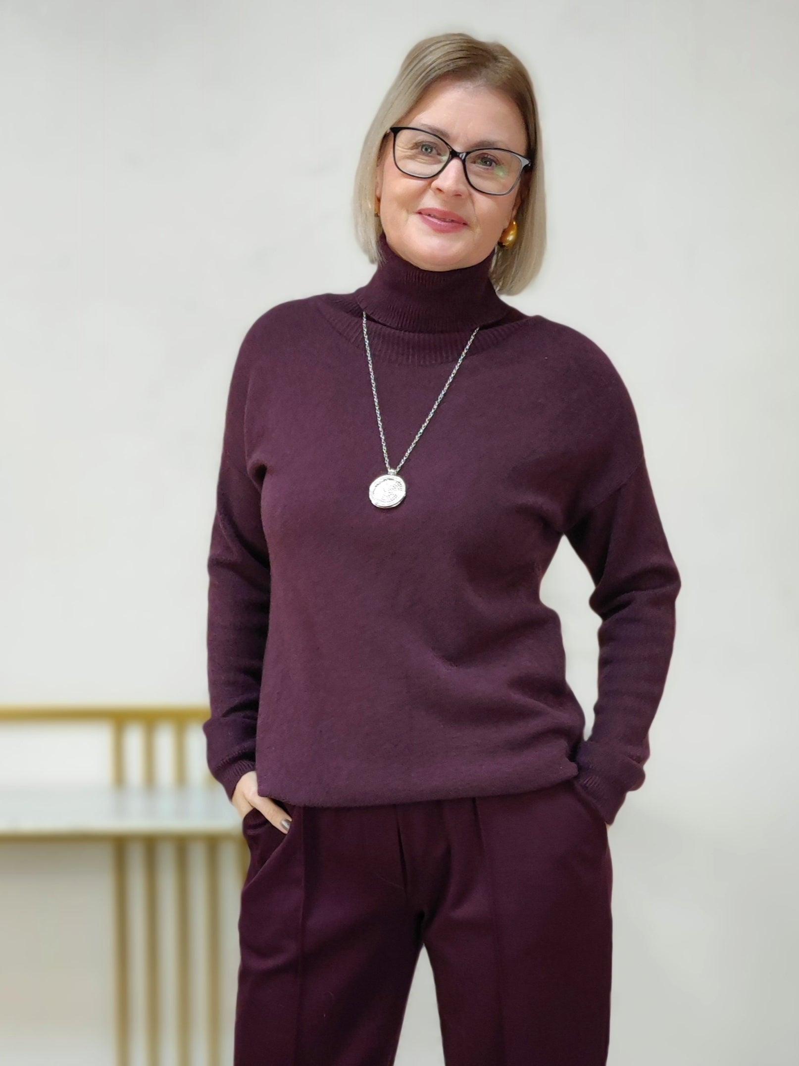 Pullover unifarben mit Rollkragen aubergine (36-40/42)